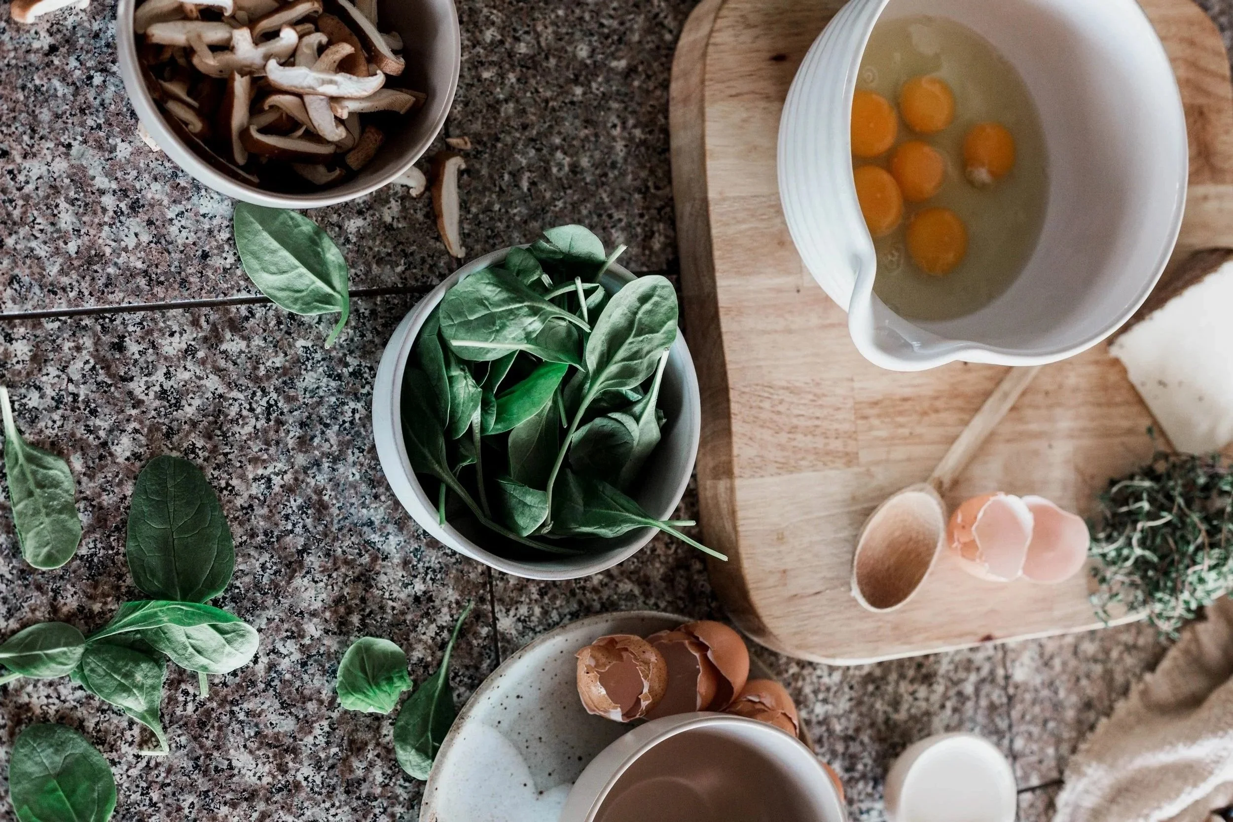 Healthy Eating Made Simple: How to Build a Plate That Fuels Energy, Mood, and Sleep