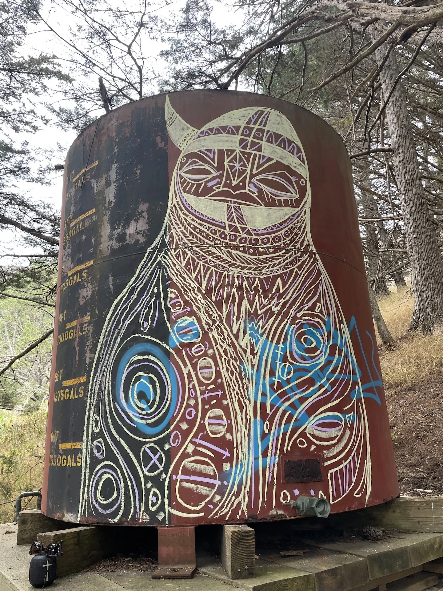 Tusk1_chalk_water tank.JPG
