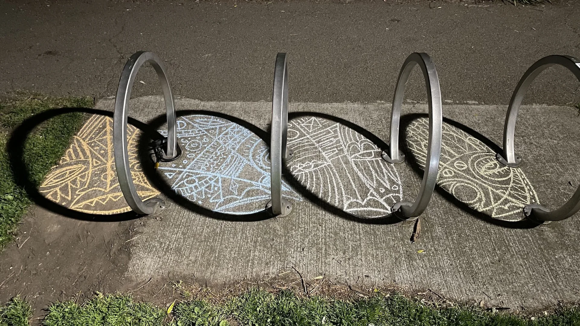 Tusk1_chalk_4rings.jpg