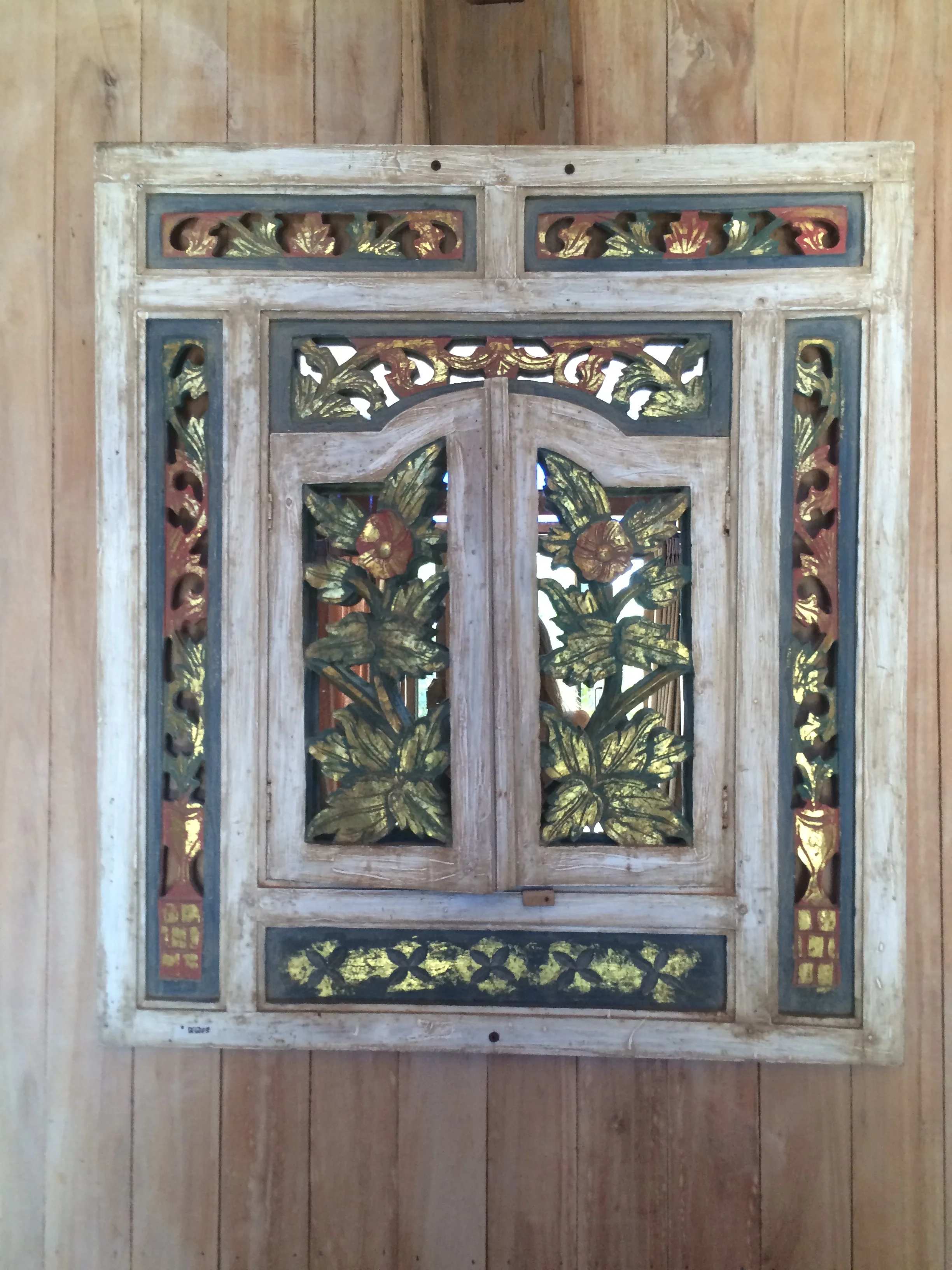  Arrival Day: Mystic Mirrors 