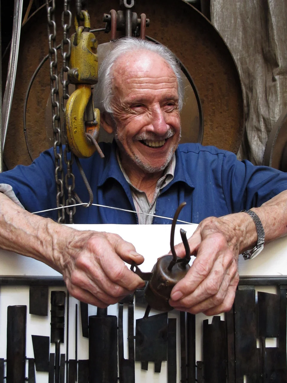 sculptor, montevideo, uruquai • octavio podestá