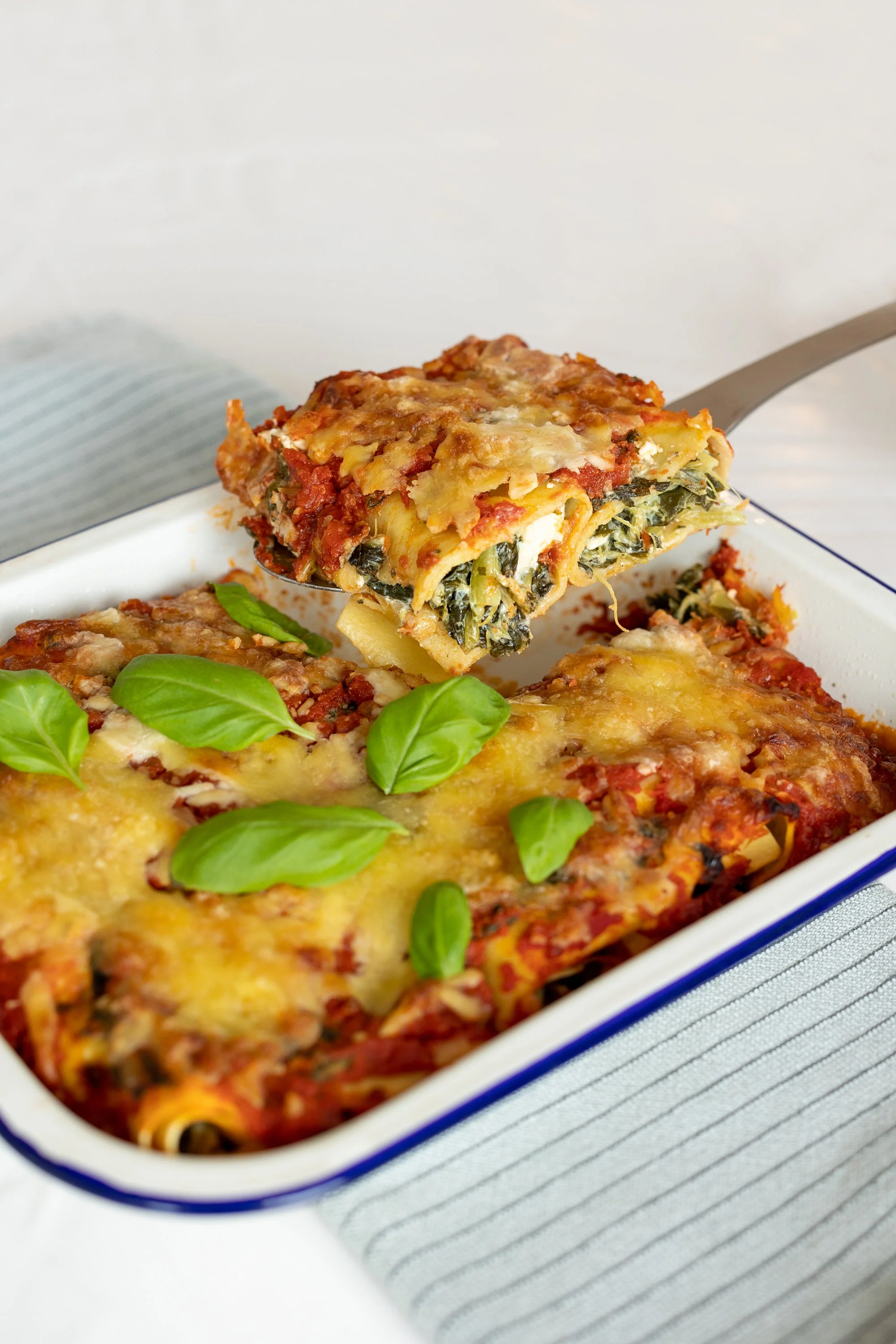 001-1C5A1036-day5 canneloi Price.jpg