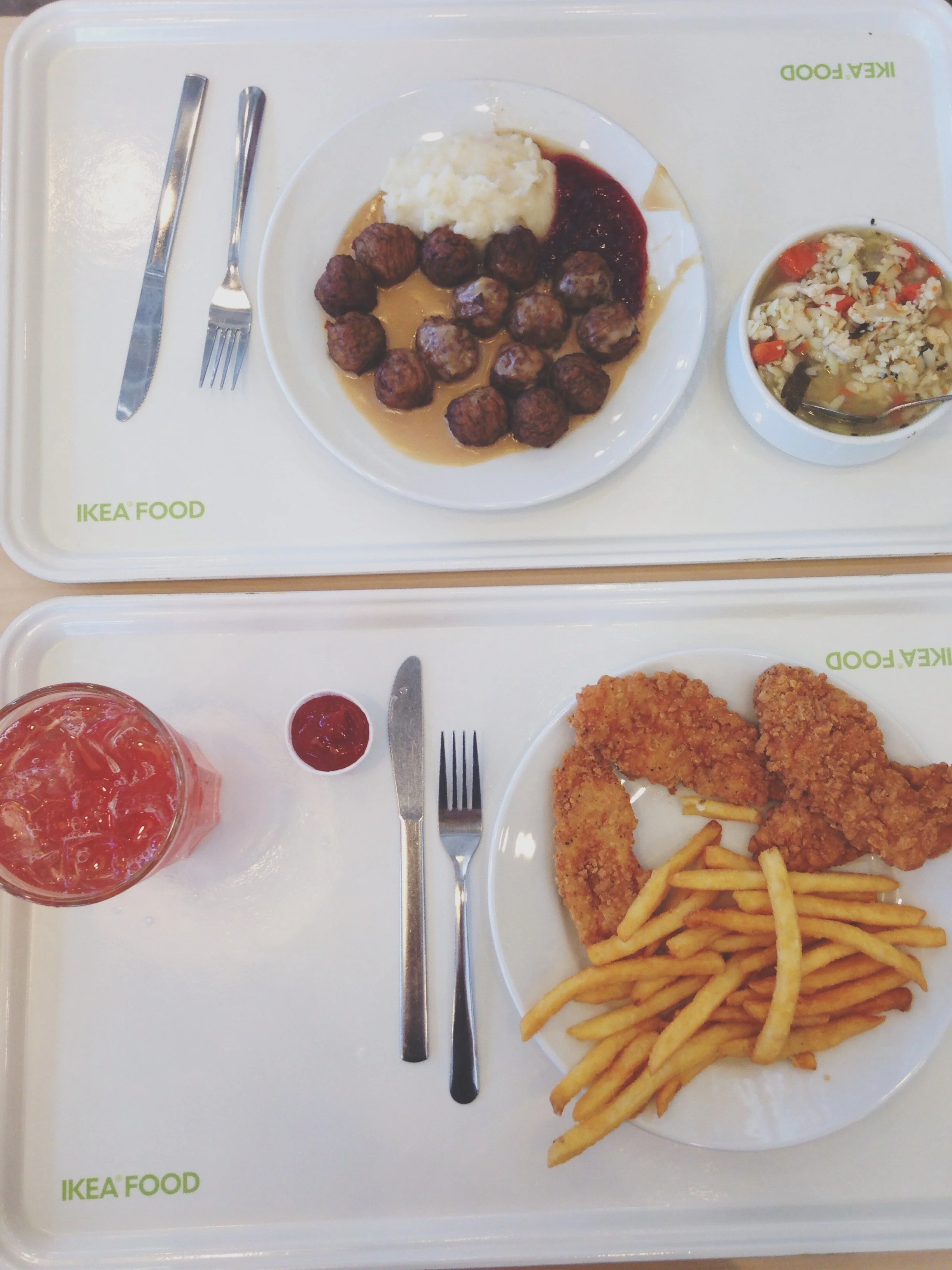 Last weekend, Y and I went to IKEA to pick up a few things and enjoyed this simple (&cheap) lunch. 