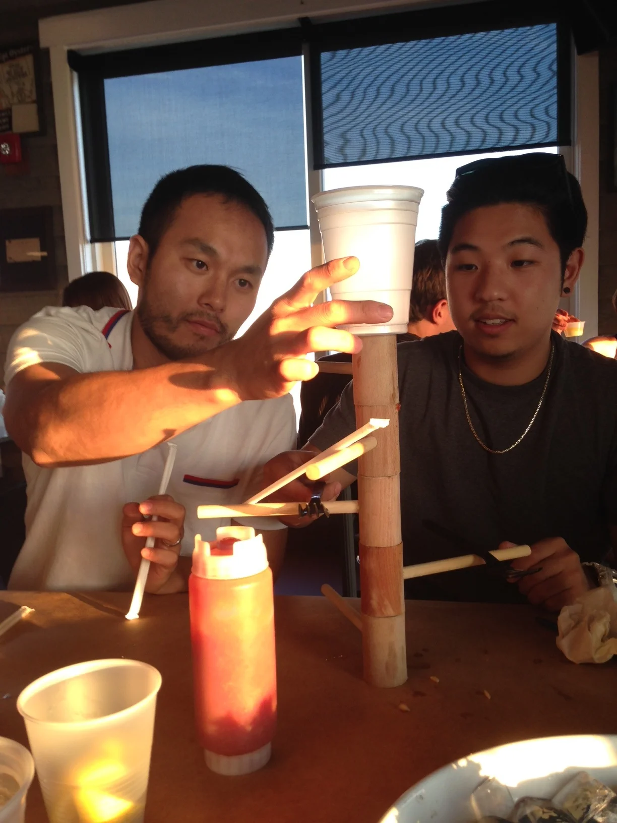 Boys will be boys - what they do while waiting for crabs 