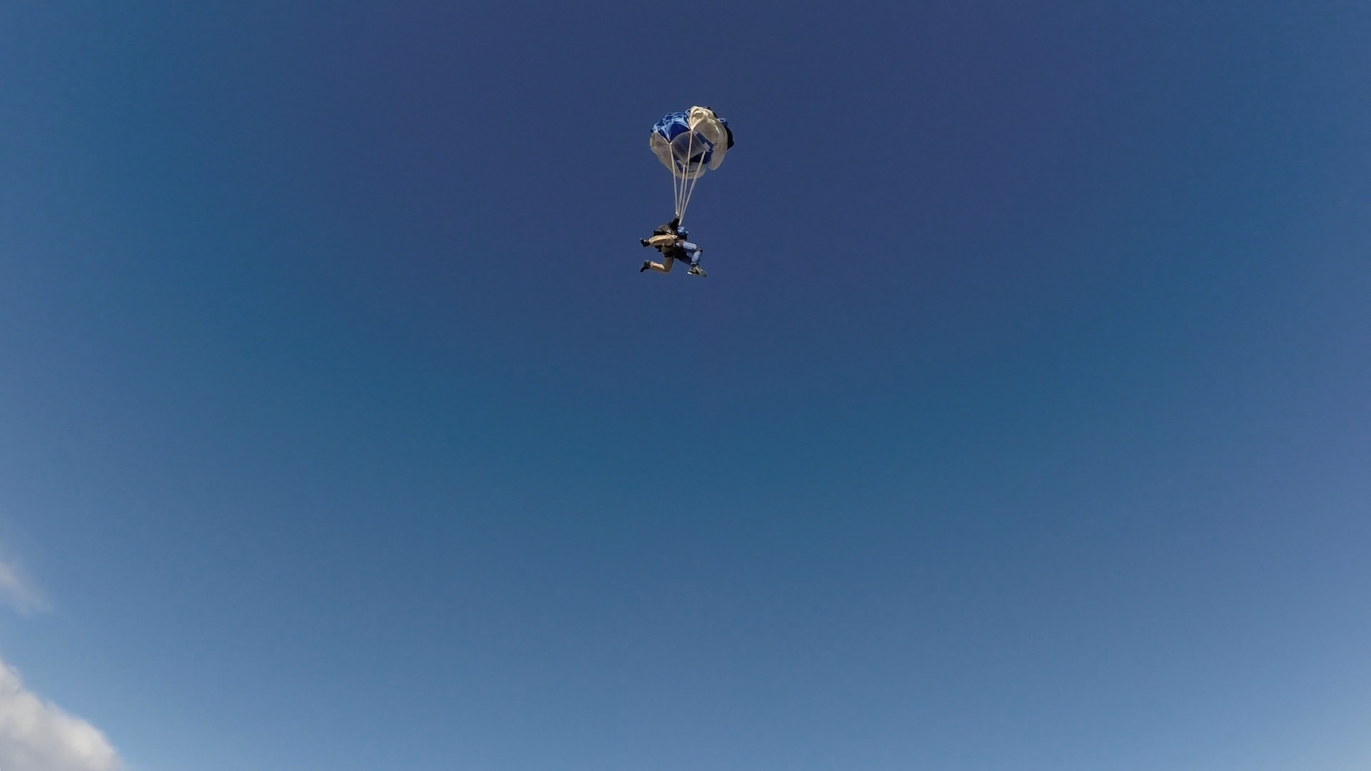 chute opening