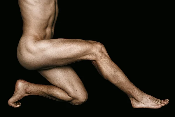 i googled images of kj, and decided to go with the arty one as it's friday, beautifully lit shot huh?