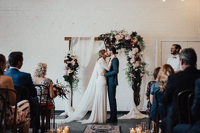 W A R E H O U S E W E D D I N G // Adrian + Olivia โค๏ธ Venue: @gatherandtailor / Furniture: @peppersprouthire / Event & Catering: @potandpanmelbourne / Photography: @georgiaverrells / Floristry: @littleladyblooms