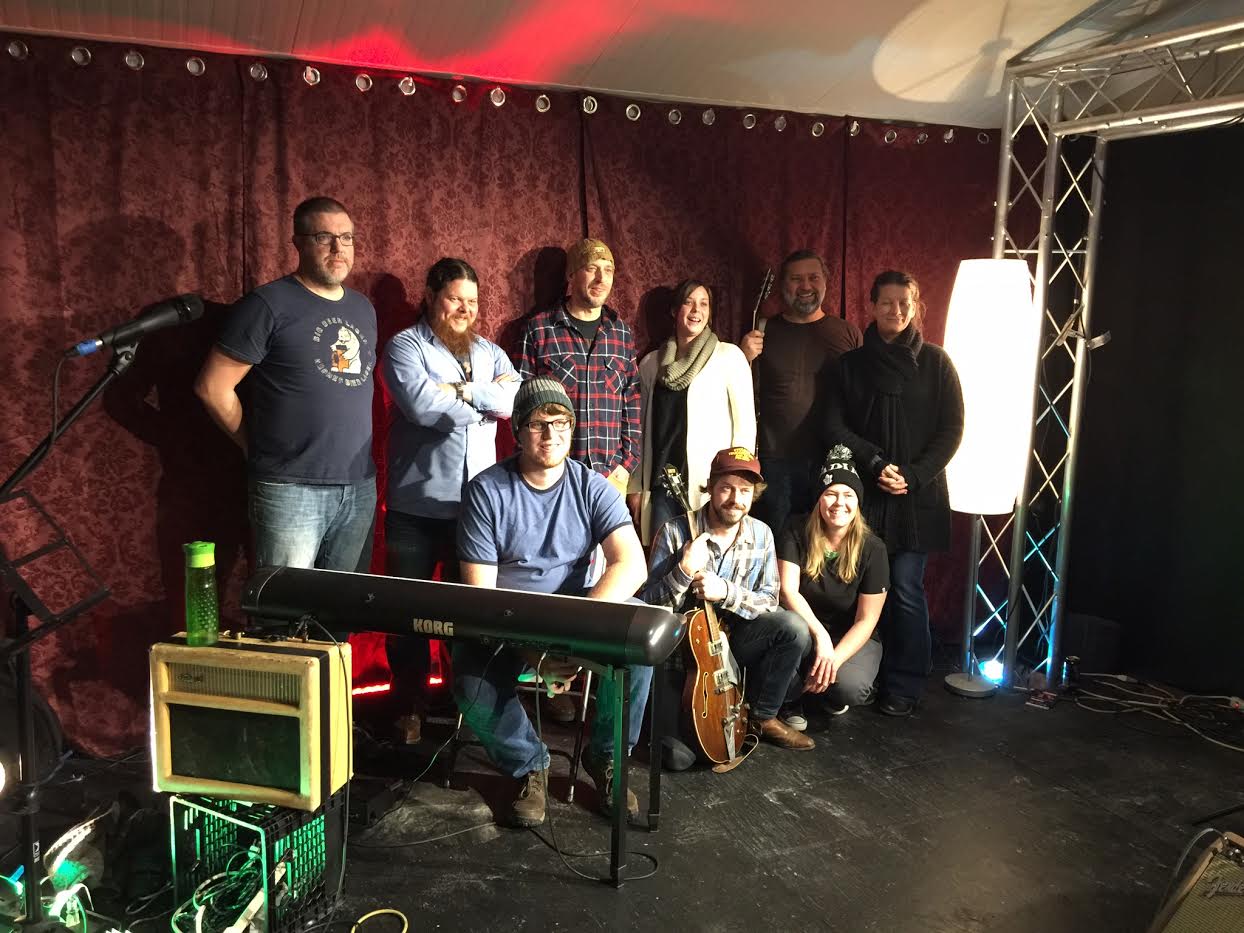 DAVE POMFRET & HIS BAND MATES
