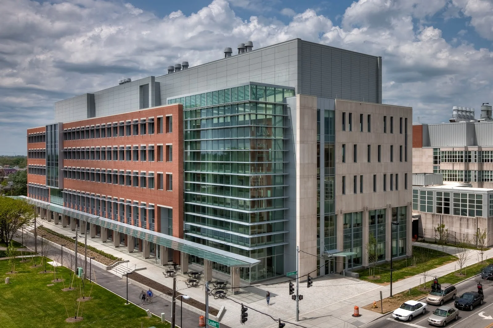 College of Pharmacy Exterior 1.jpg