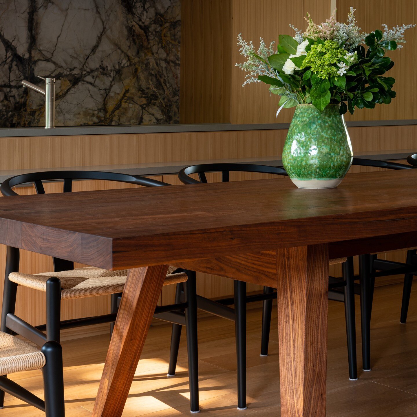 A closer look at the solid walnut harvest table for the Wedgewood Park project. Designed by @greatlakestudio, this heirloom piece features mortise and tenon joinery and is finished with @rubiomonocoatusa.
PC: @norsworthyscott
#architecture #design