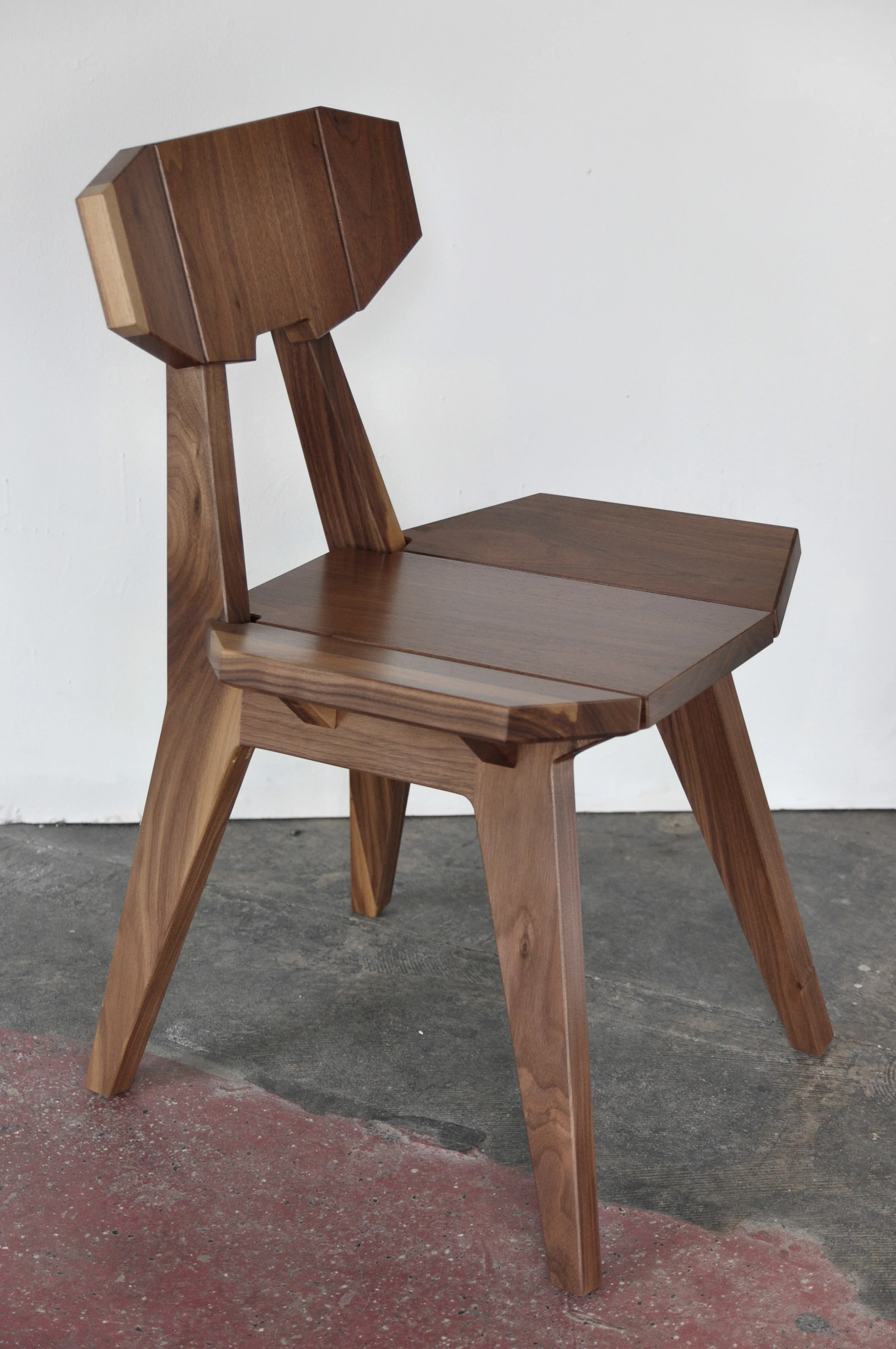 Wlanut Chair-5.jpg