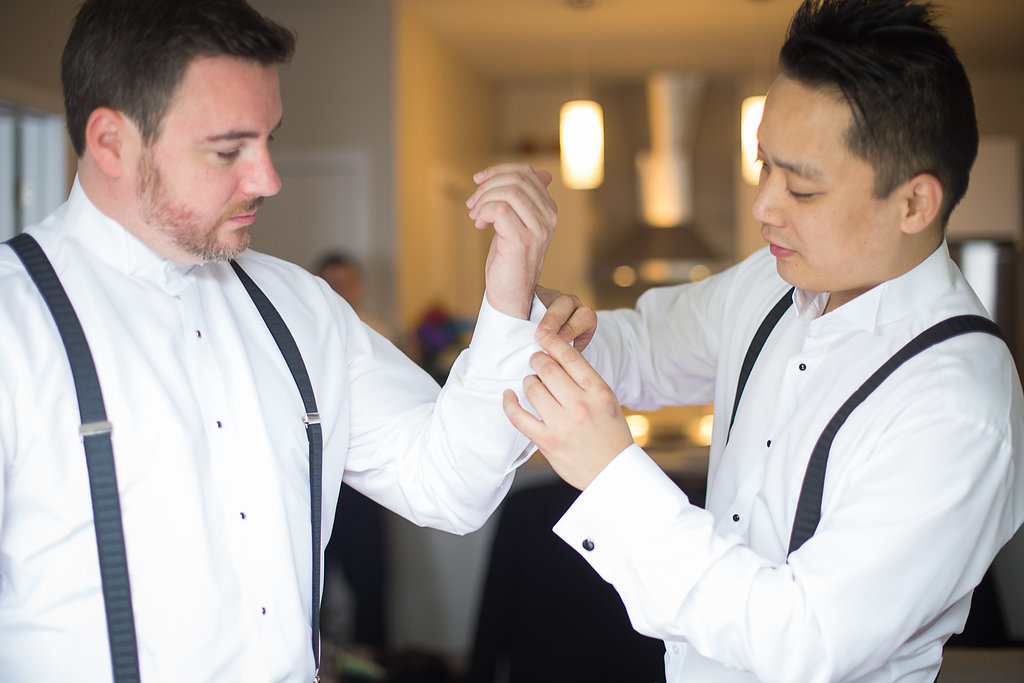 groom getting ready Mariage Montreal Wedding