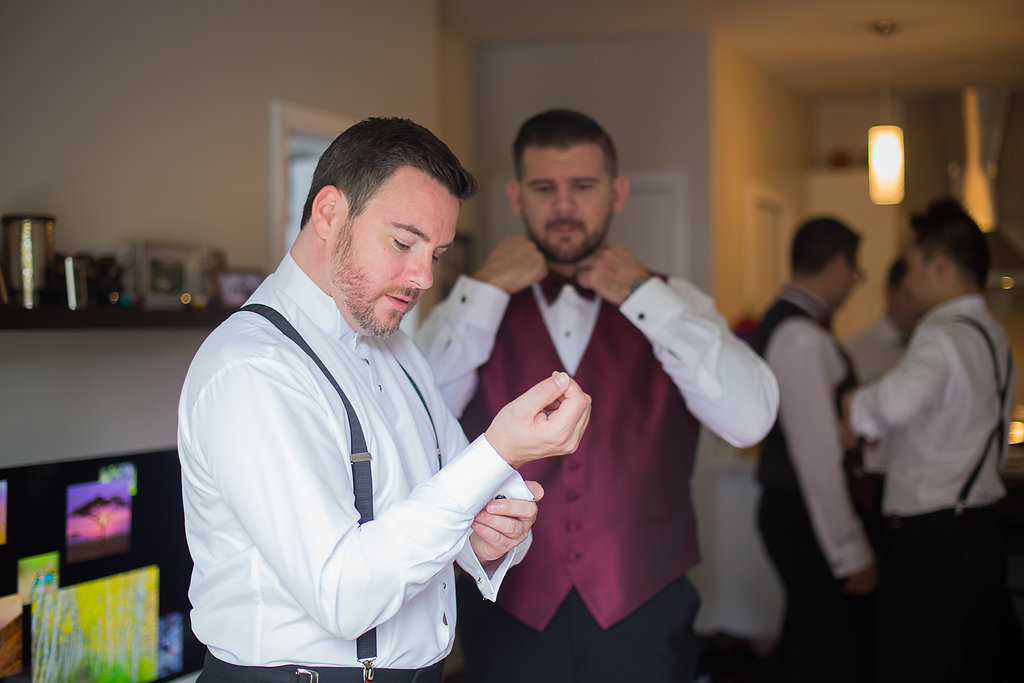 groom getting ready Mariage Montreal Wedding