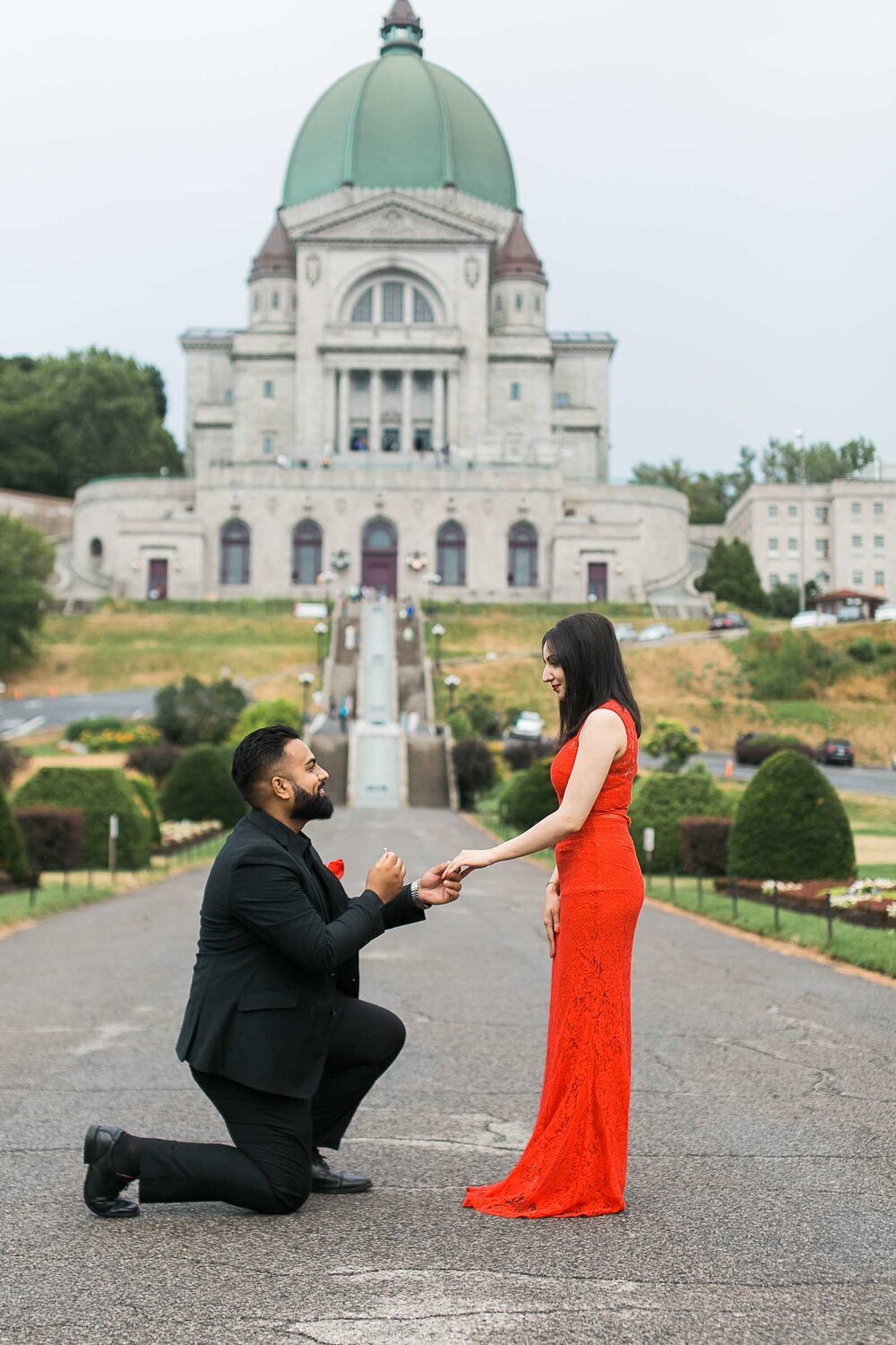 Montreal+Surprise+Proposal+At+Saint+Joseph+Oratory+and+engagement+Photos-41.jpg