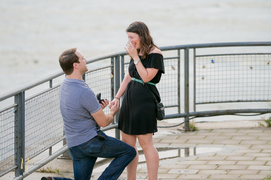 Surprise+proposal+in+Montreal+old+port+clock+tower.jpeg