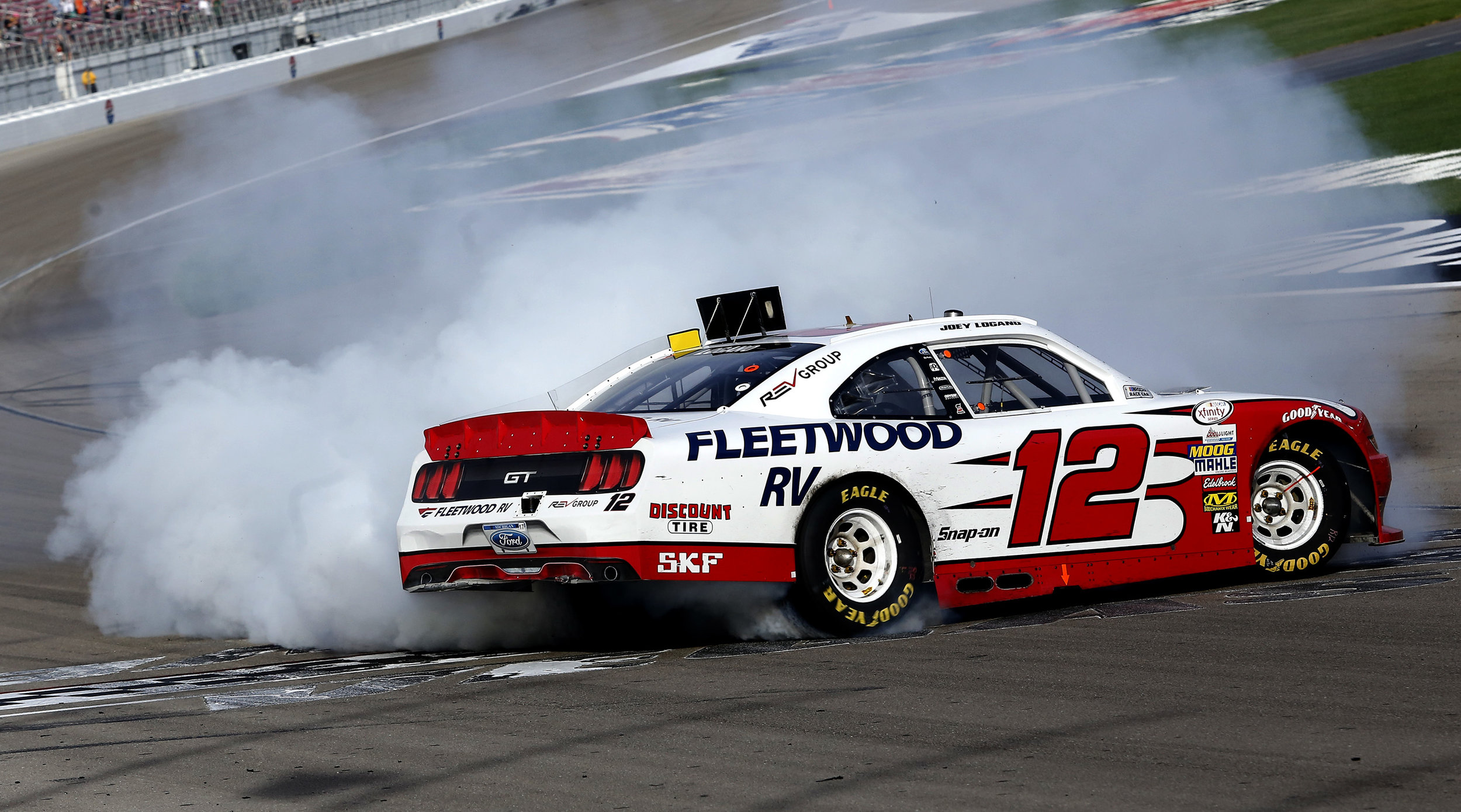  Joey Logano (12) burns out after winning &nbsp;a NASCAR Boyd Gaming 300 auto race at Las Vegas Motor Speedway Saturday, March 11, 2017, in Las Vegas. (Christian K. Lee/Las Vegas Review-Journal) 