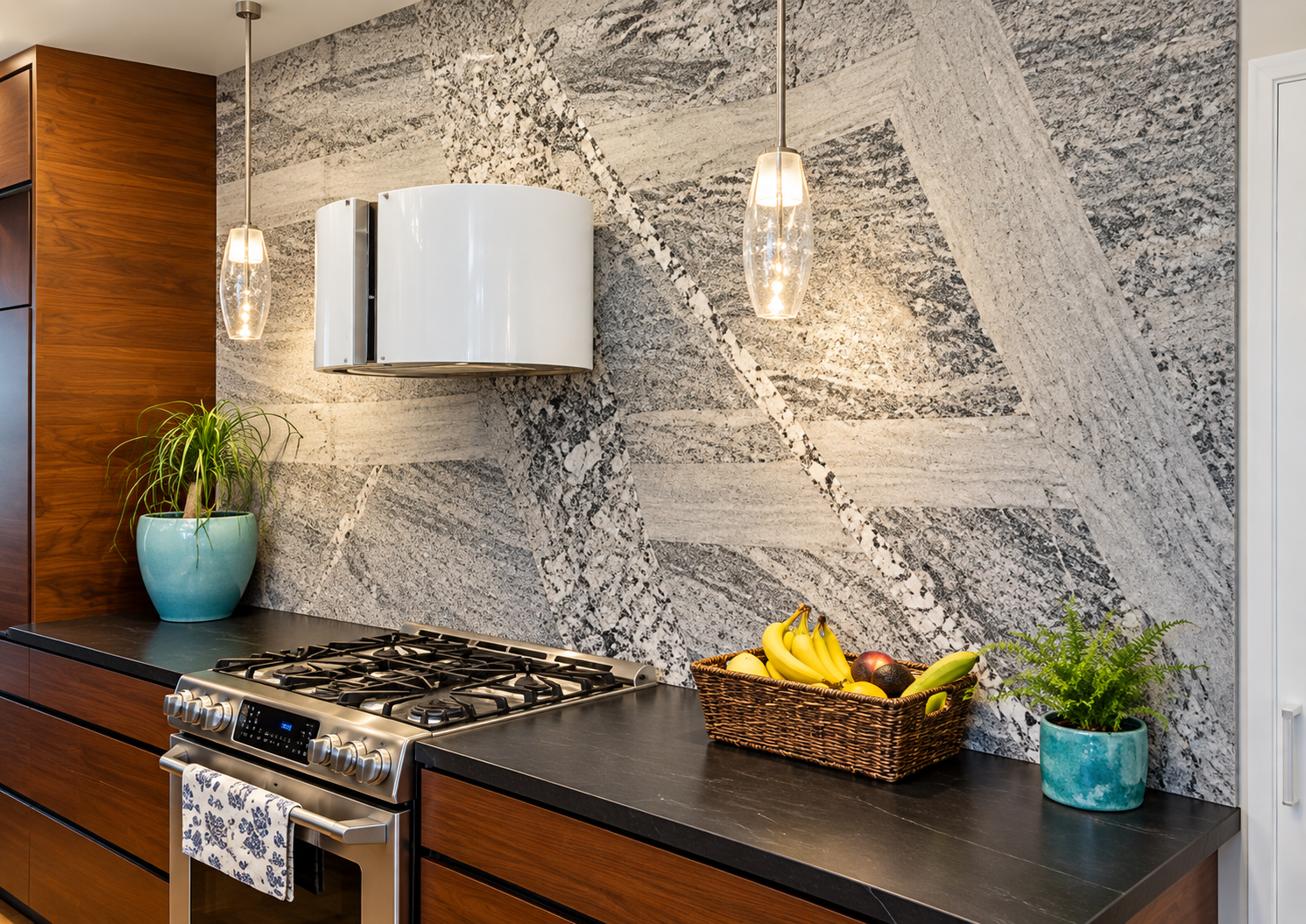 Full Slab Backsplash: Monte Cristo Granite Backsplash paired with Cambrian Black Satin Granite