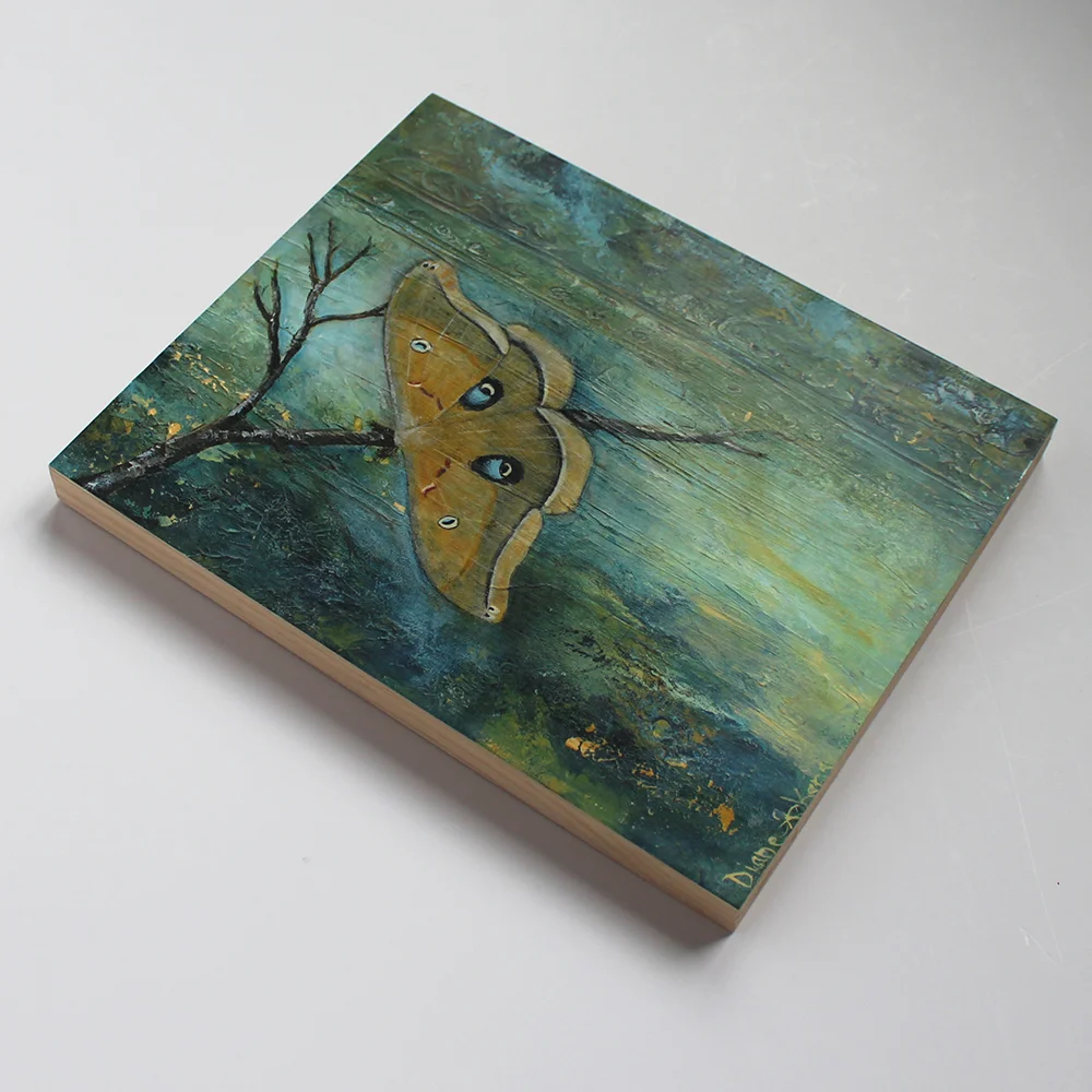 goldmoth2small.jpg