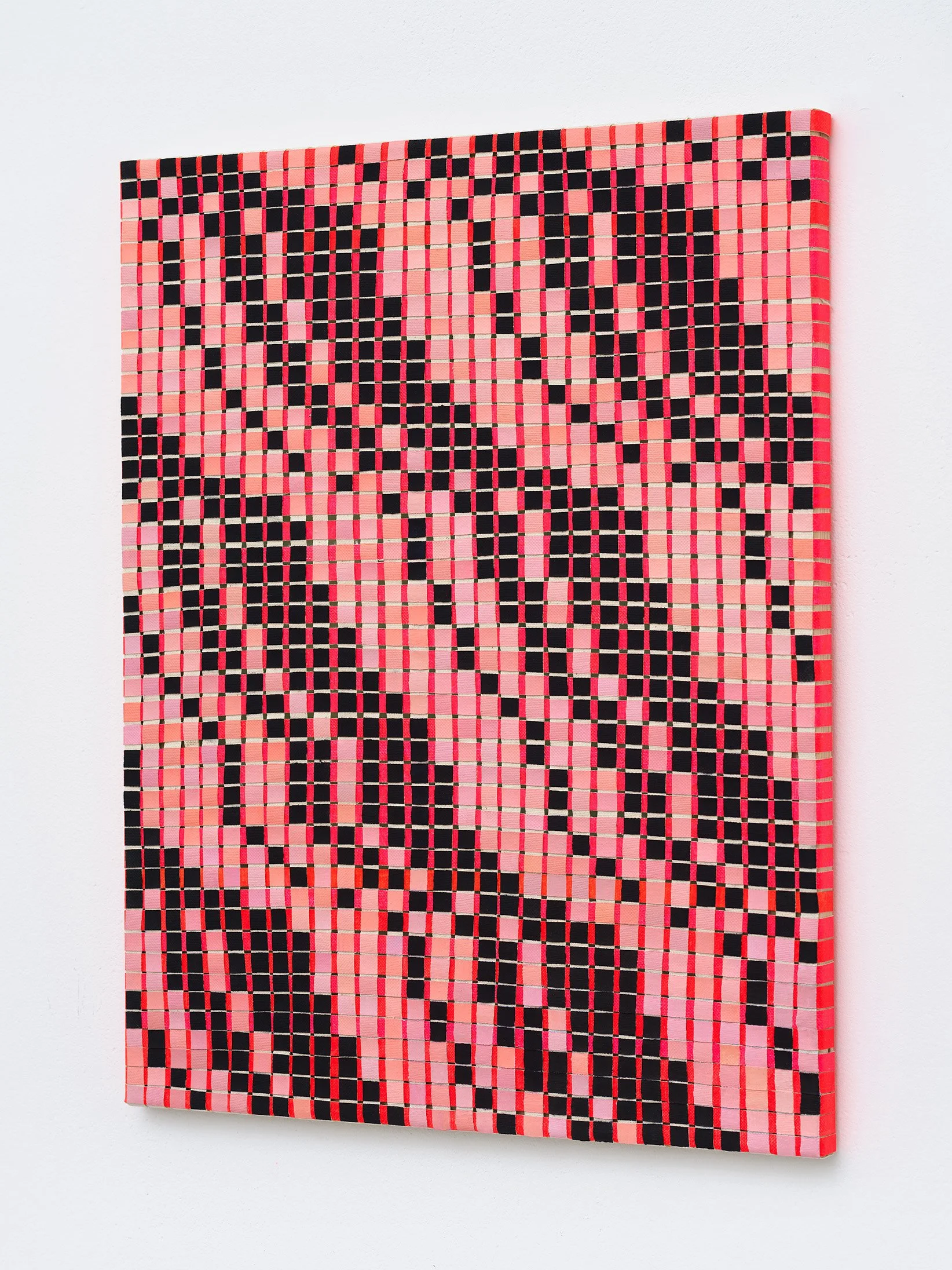 Untitled (Undulating Twill), side view. Photo by Nick Ash.