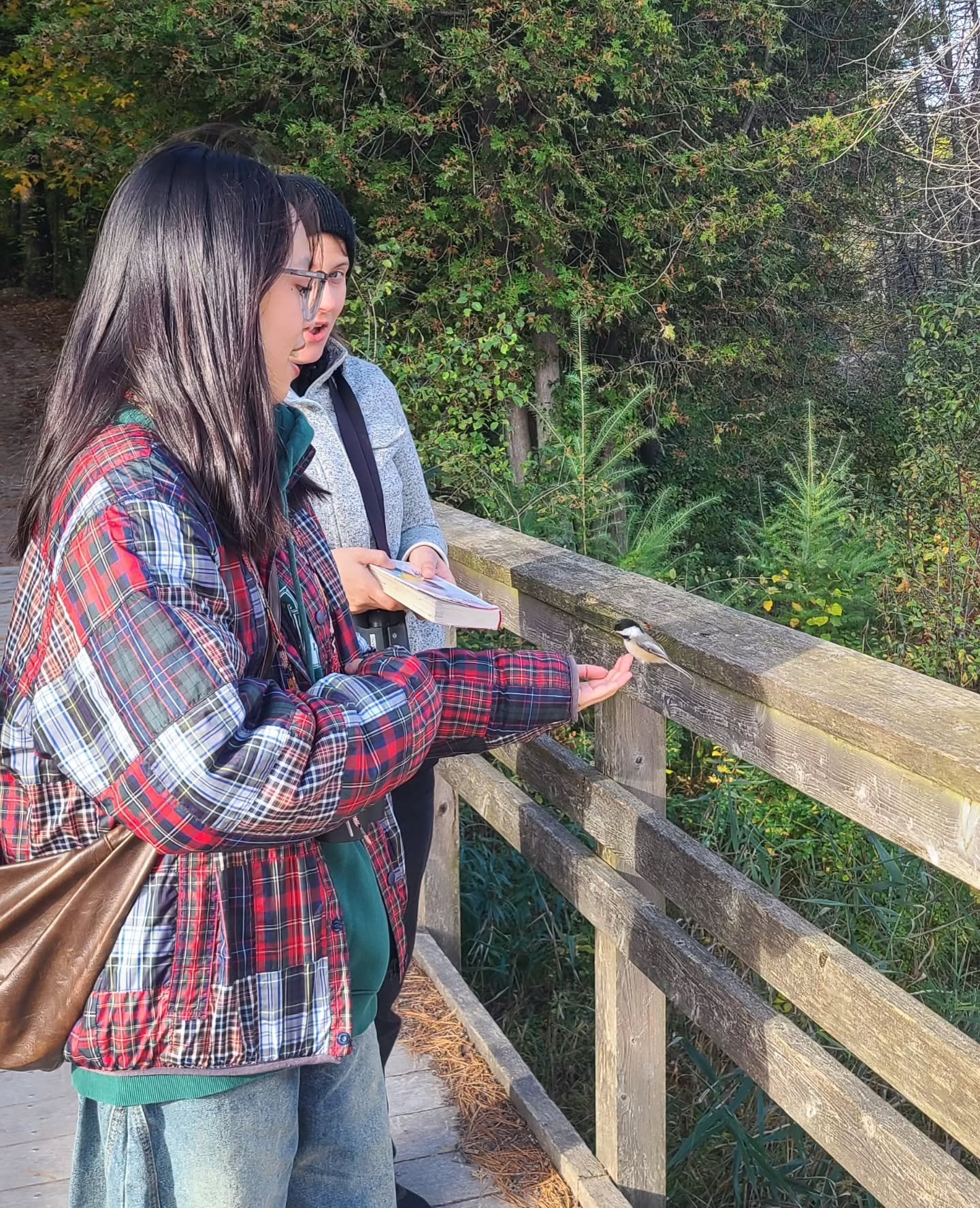 COMMUNITY CALL TO ACTION

We headed to Huron Natural Area for a Birdwatching for Beginners field trip because this protected area in Kitchener is home to over 1200 species. @brantfordnaturalists joined us and showed us how to use binoculars and start