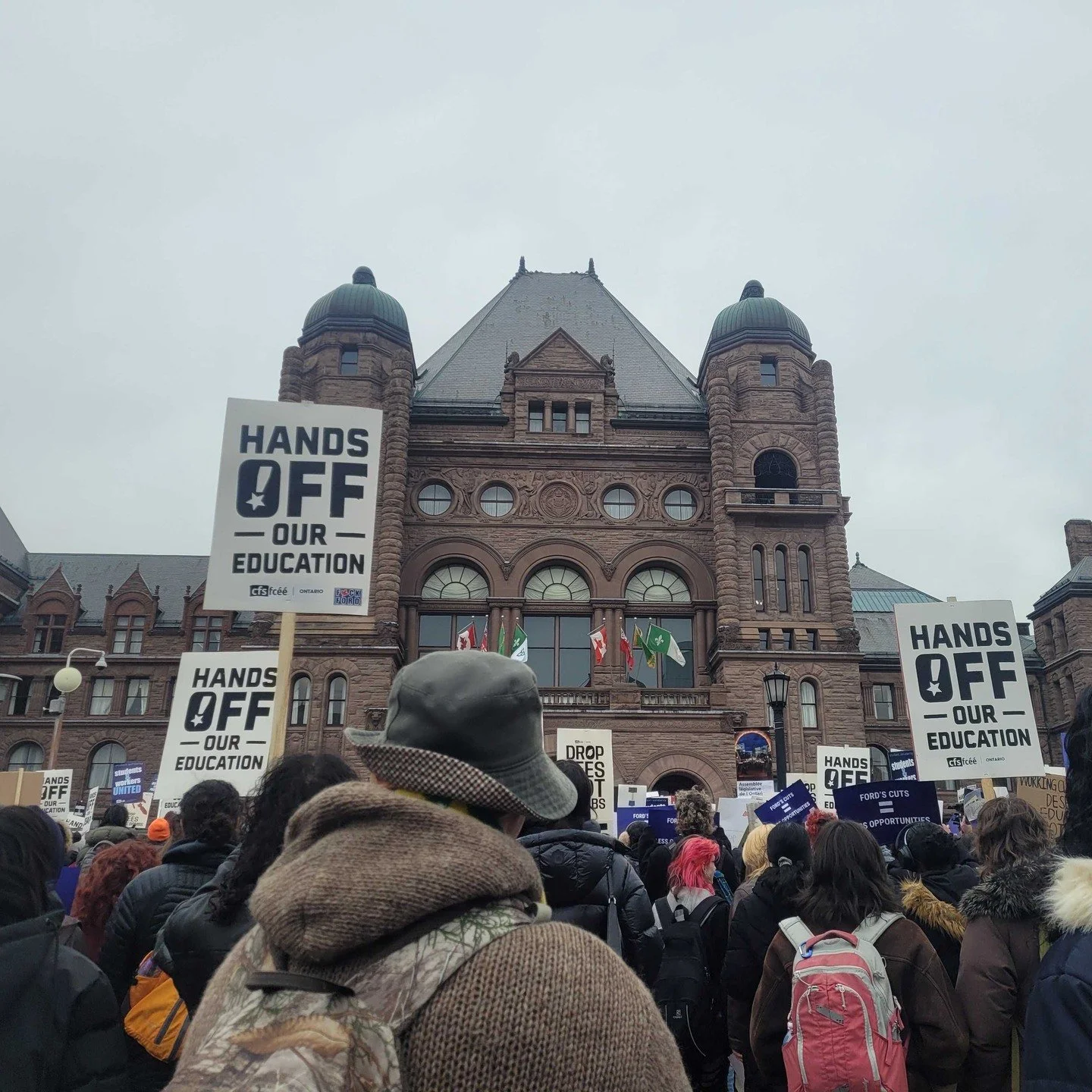 We stood with the students of Ontario yesterday saying, "Hands off our education"! A raucous crowd of students and workers met up out front of Queen's Park Provincial Legislature as part 2 of a campaign led by @cfson and @csa_on. These prot