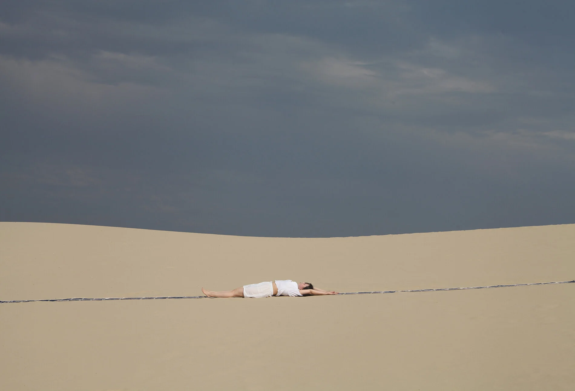 Alone Can I Climb Over the Dunes_Sichong Xie_07.jpg