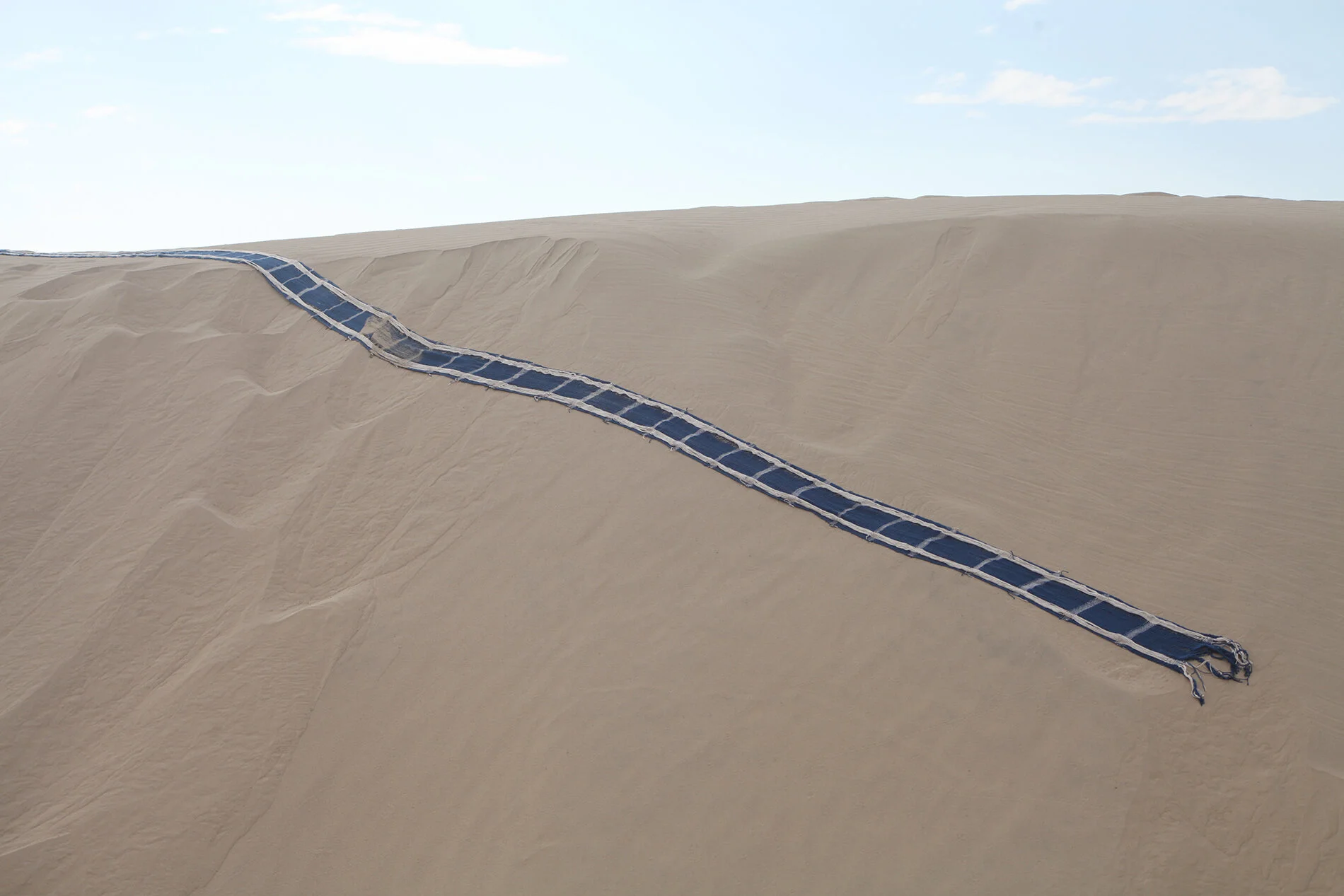 Alone Can I Climb Over the Dunes_Sichong Xie_09.jpg