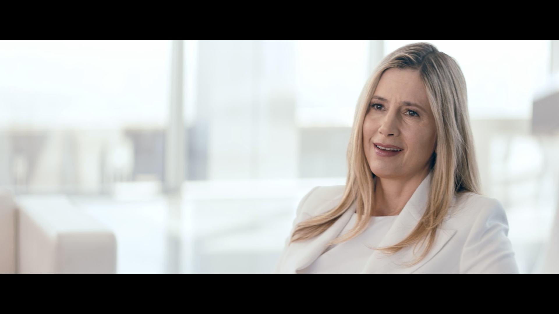 DOE_84_MIRA_SORVINO_PHOTO_CREDIT_OLIVIA_KUAN.png