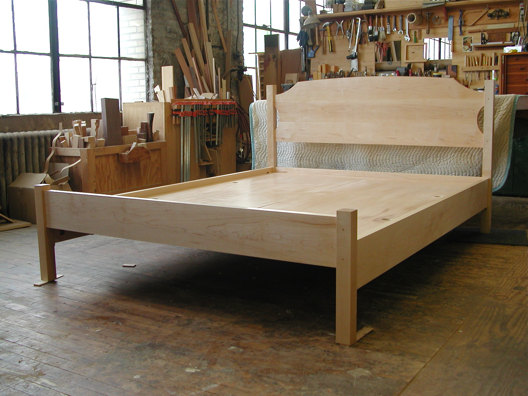 Shaker Bed, hard maple