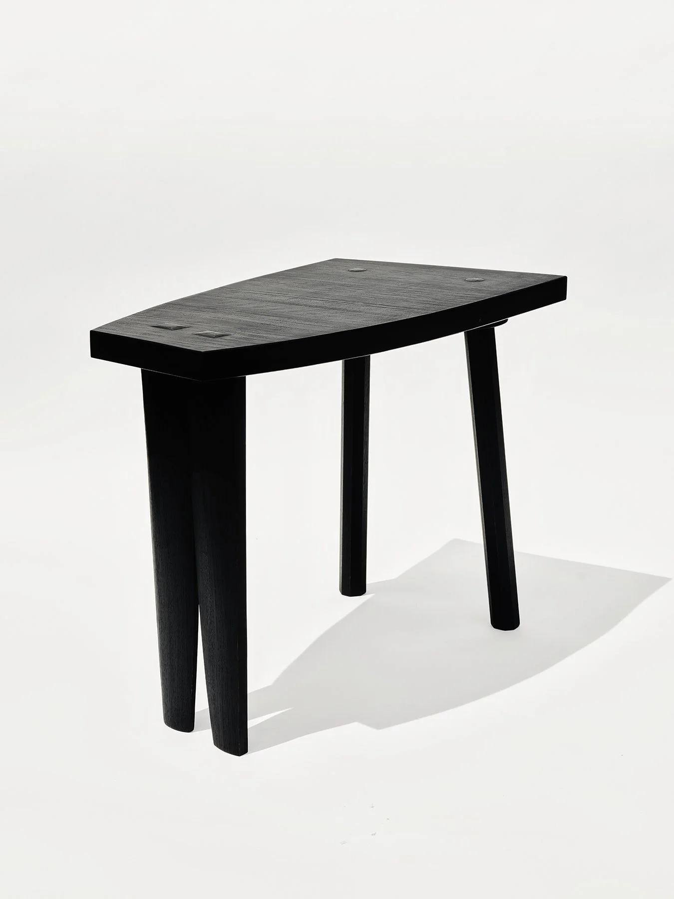 2026.06.25_KATE.HAWES-FURNITURE-03_0077-FINAL.jpg