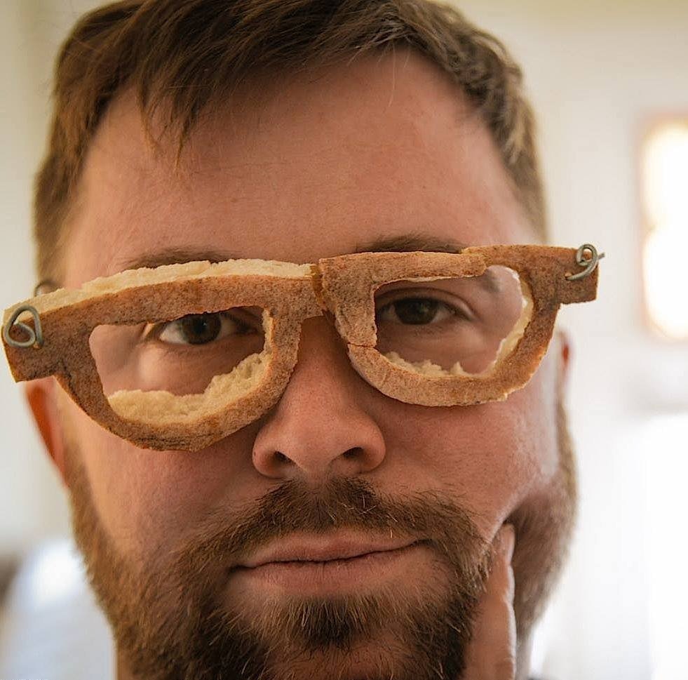 flep_Baguette_glasses.jpg