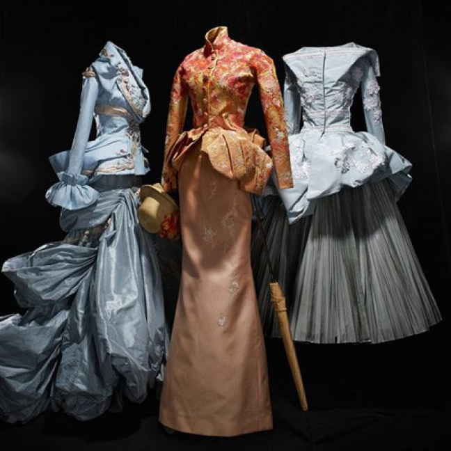 abiti-in-mostra.jpg