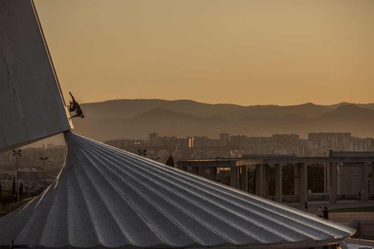 Jason Paul - Our last day in Barcelona during an epic sunset. Check out vlog about this day here. 