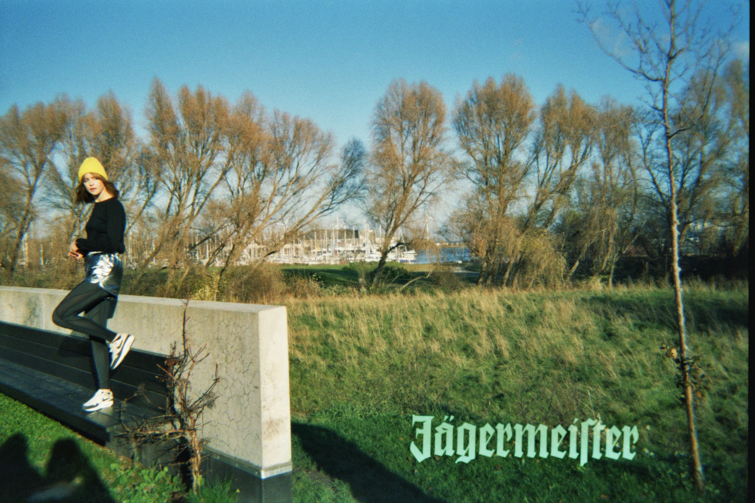 _34_00070.jpg