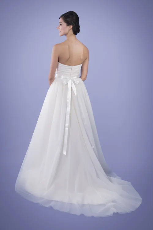 trish-lee-beatrix-sweetheart-tulle-ballgown-2-web.jpg