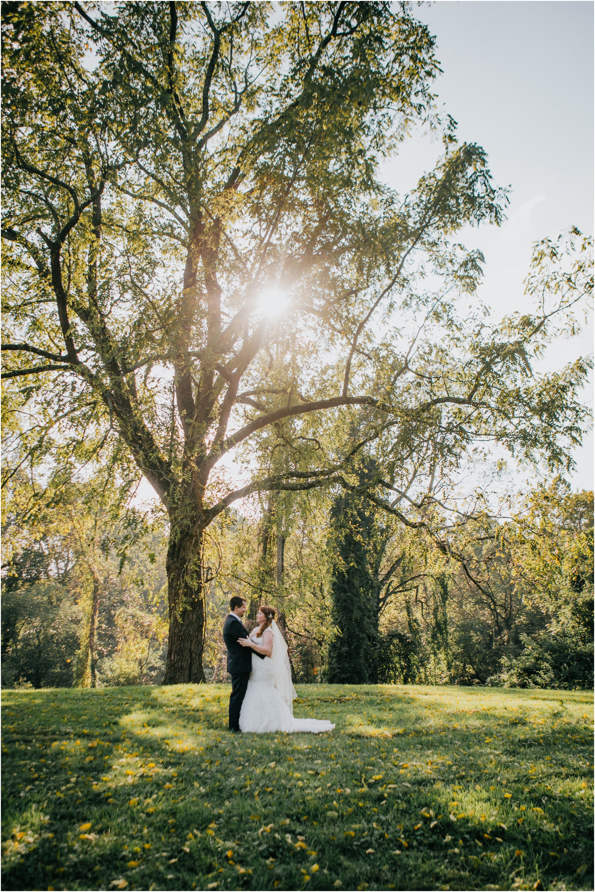 Fall-gem-stone-earthy-succulent-mount-airy-mansion-wedding-tennessee-elopement-photographer_0044.jpg