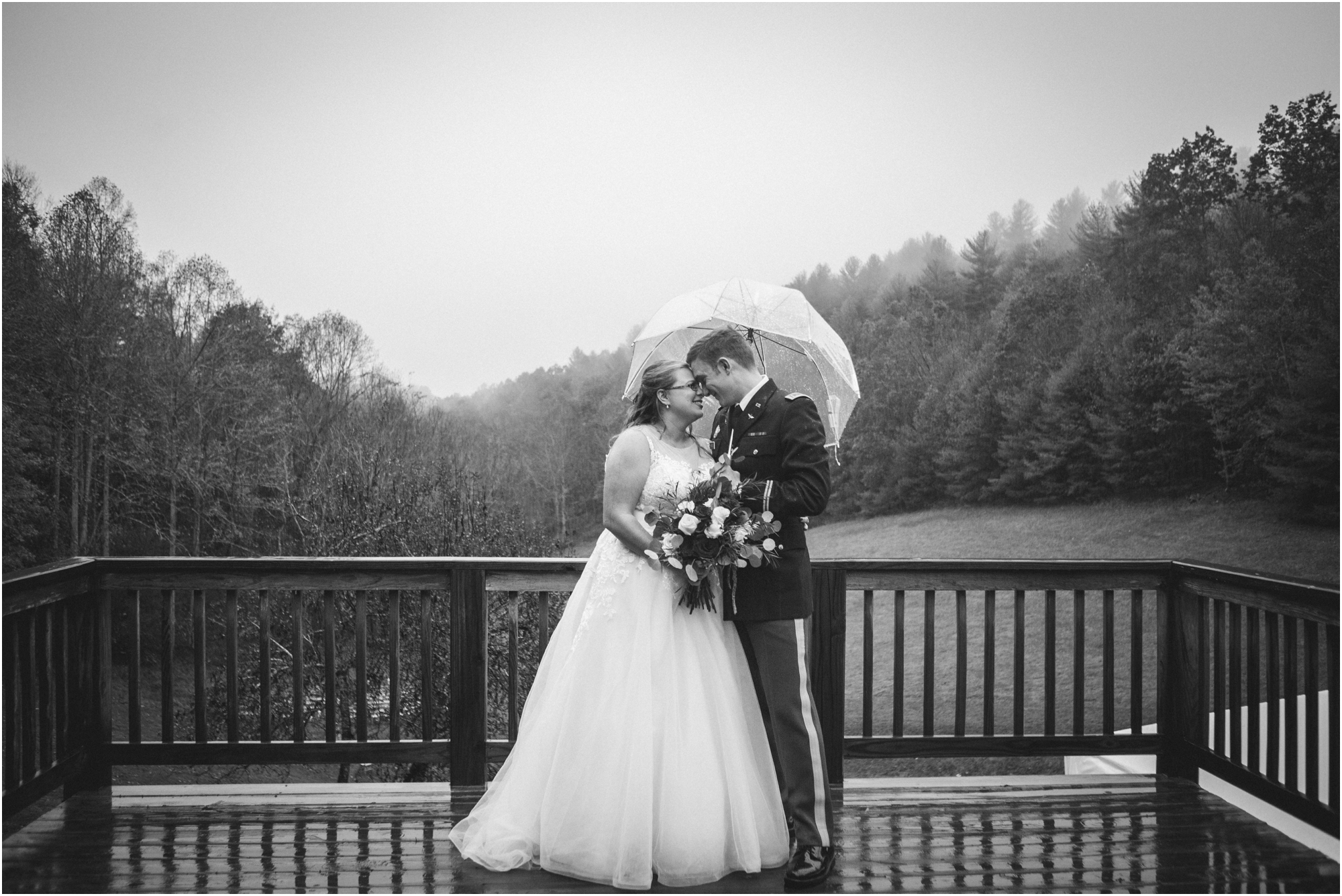 Sugar-Hollow-Retreat-Butler-Elizabethton-Tennessee-Rustic-Rainy-Wedding-Adventurous-Couple_0102.jpg