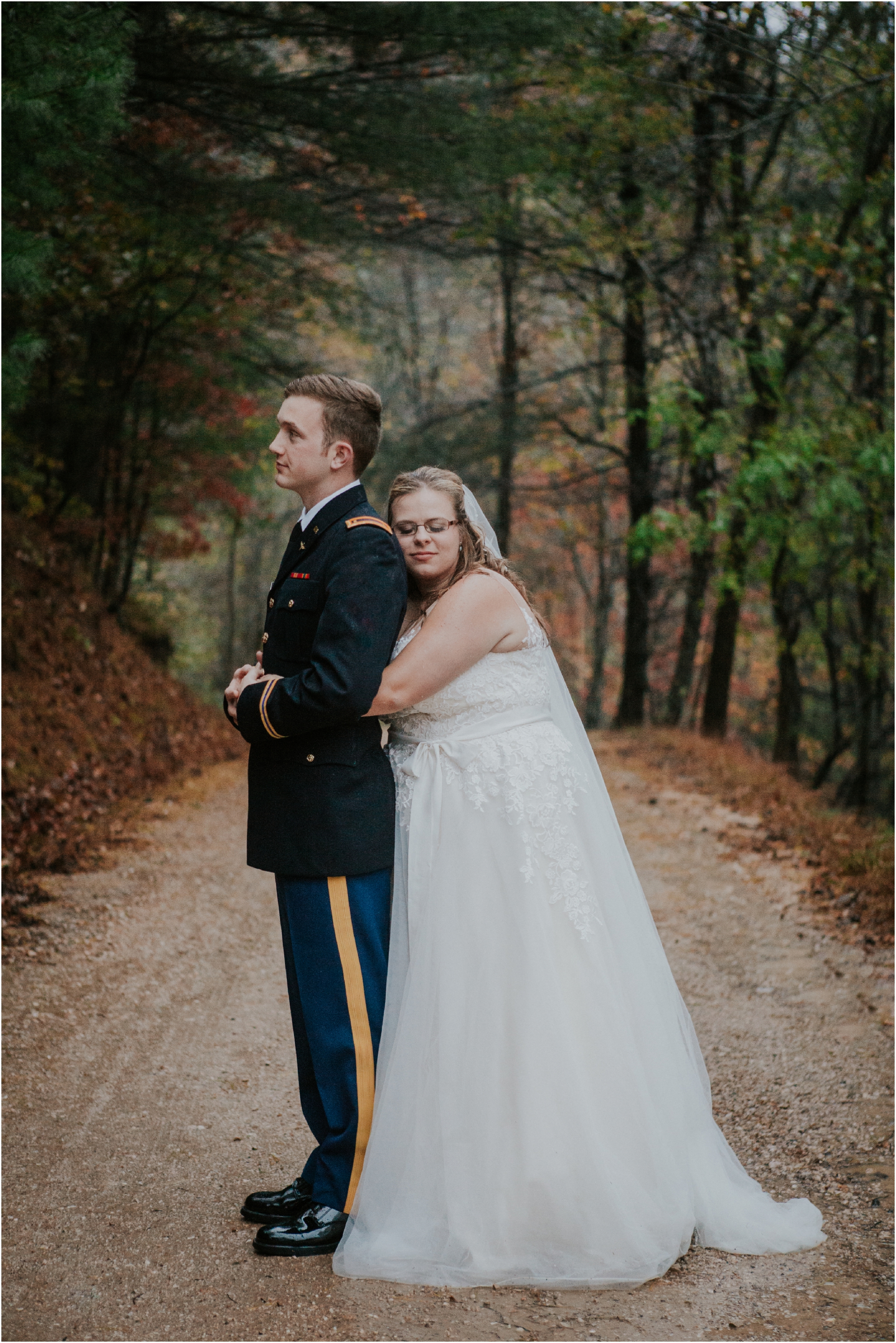 Sugar-Hollow-Retreat-Butler-Elizabethton-Tennessee-Rustic-Rainy-Wedding-Adventurous-Couple_0117.jpg