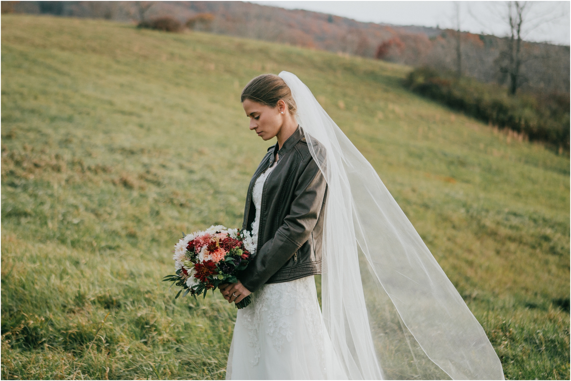 warm-springs-old-dairy-virginia-rustic-wedding-northeast-tennessee-elopement-adventuruous-photographer-katy-sergent_0057.jpg