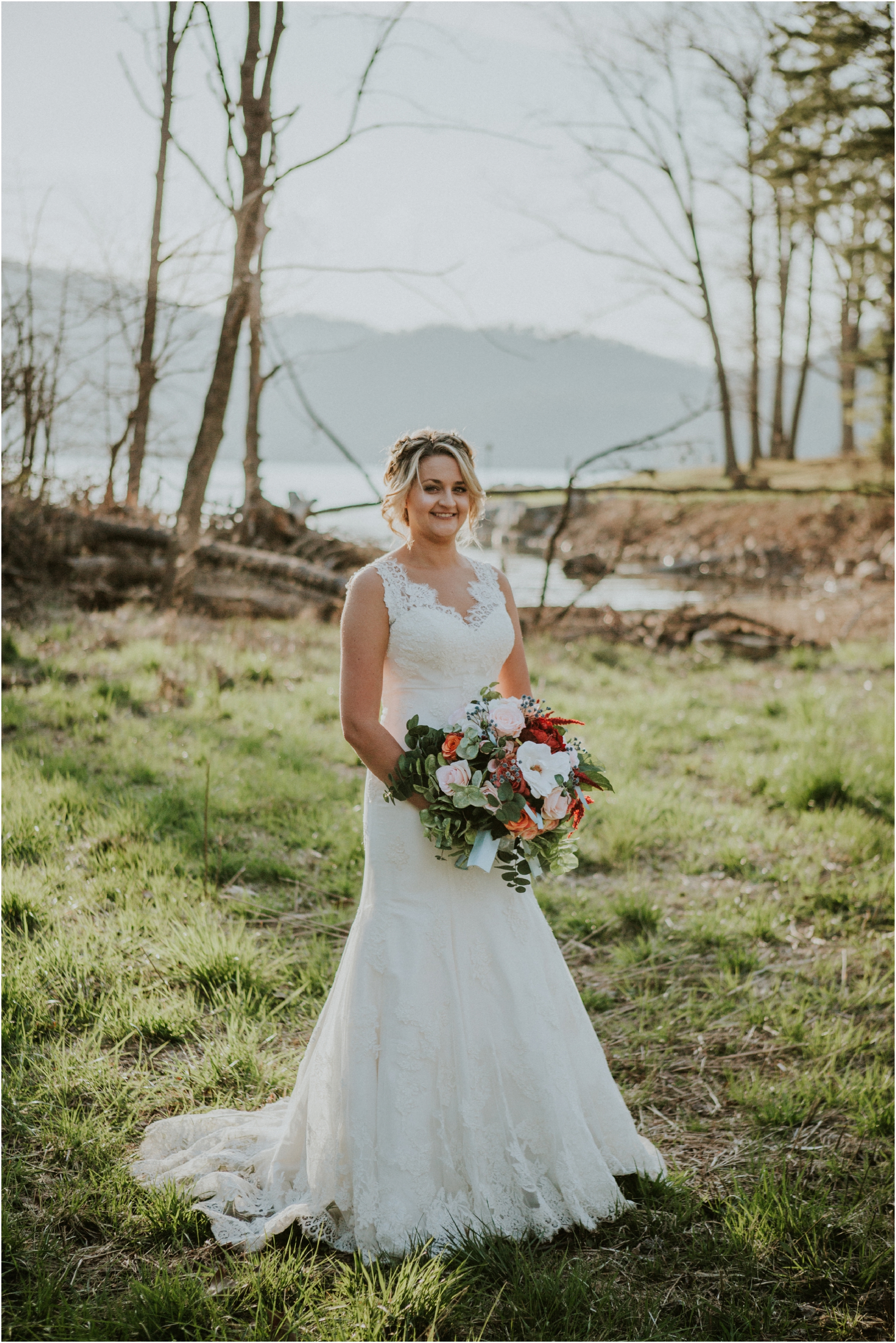 watauga-lake--bohemian-bridal-styled-session-northeast-tennessee-wedding-elopement-photography_0003.jpg