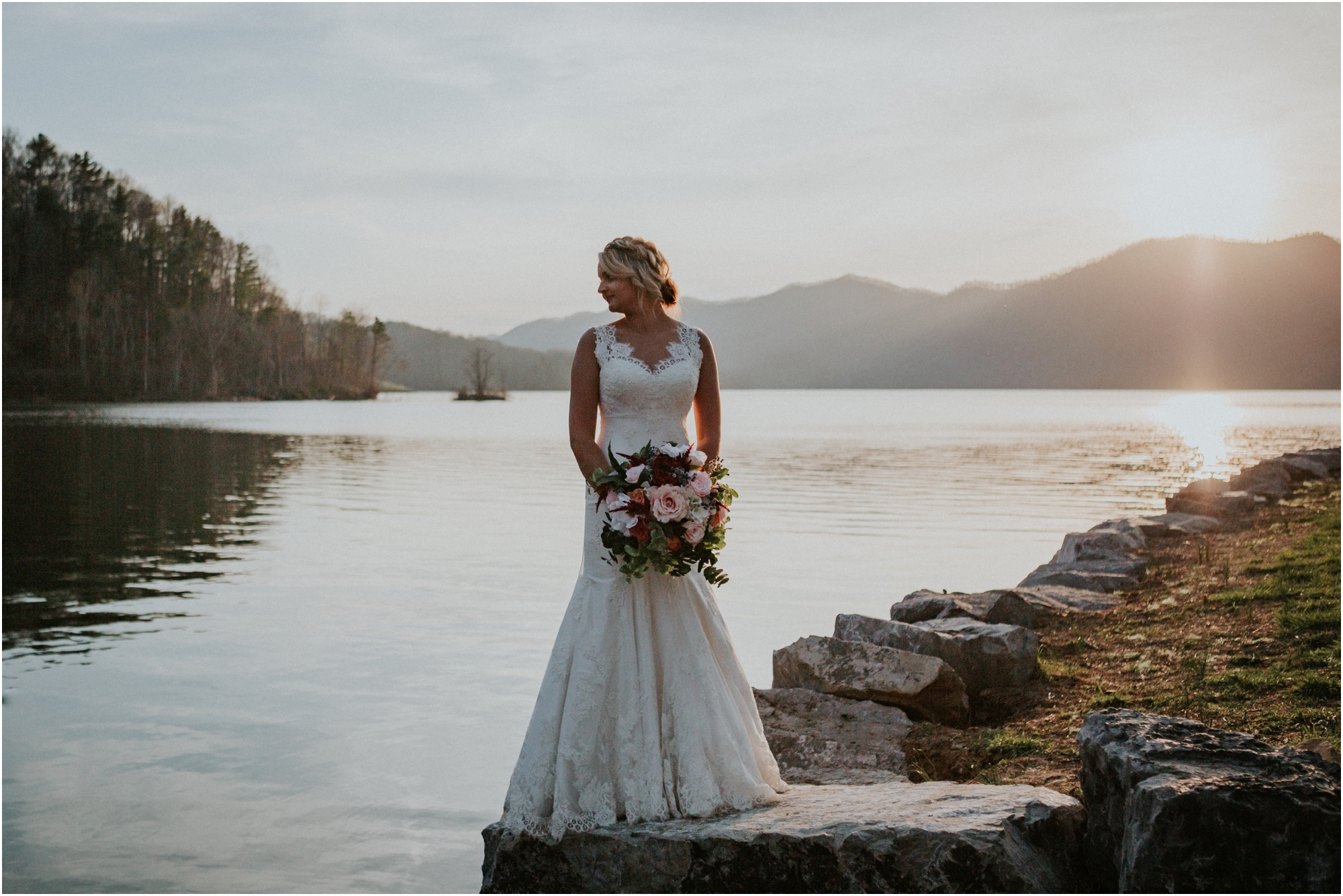 watauga-lake--bohemian-bridal-styled-session-northeast-tennessee-wedding-elopement-photography_0010.jpg