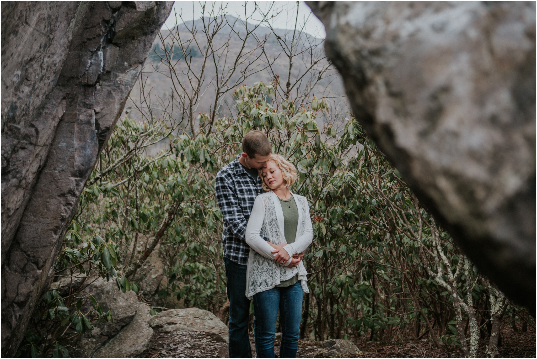 grayson-highlands-engagement-session-foggy-mountain-rustic-appalachian-virginia-katy-sergent-photography_0019.jpg