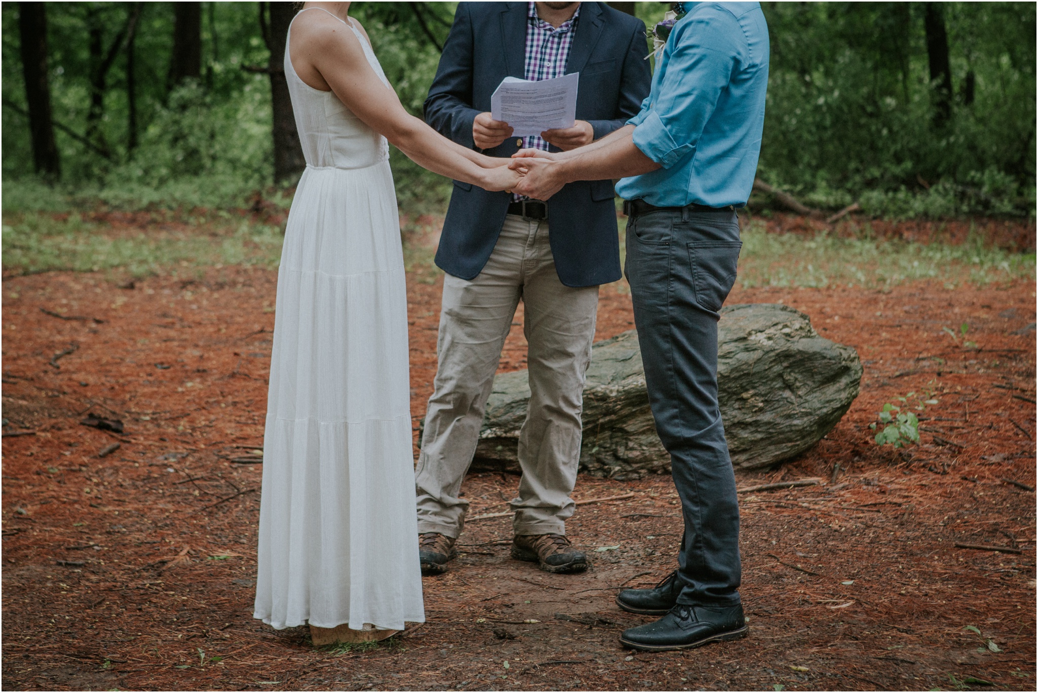 seneca-creek-state-park-maryland-intimate-woodland-wedding-forest-rock-climbing-adventurous-couple_0049.jpg