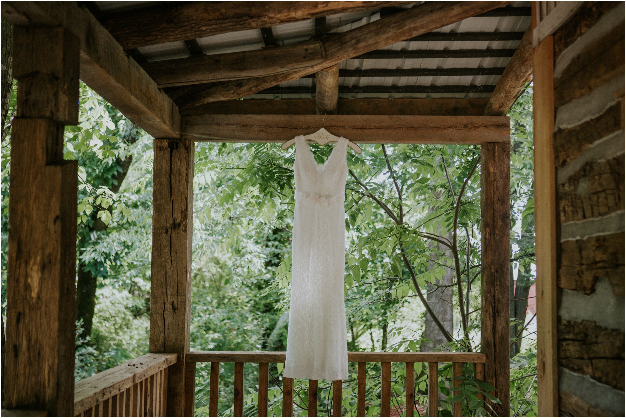 the-millstone-limestone-rustic-intimate-outdoors-backyard-wedding-wildflowers-tennessee_0006.jpg