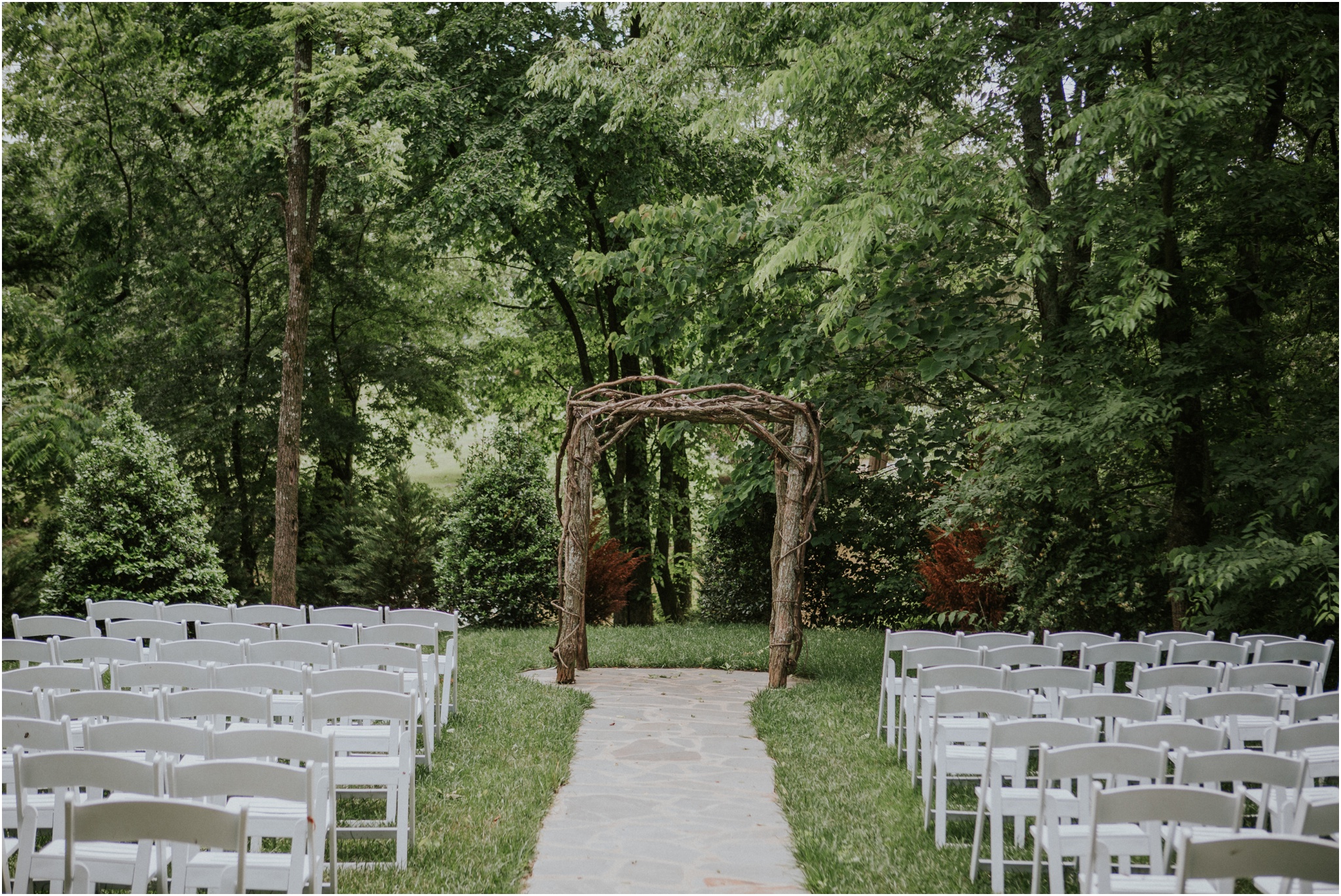 the-millstone-limestone-rustic-intimate-outdoors-backyard-wedding-wildflowers-tennessee_0083.jpg
