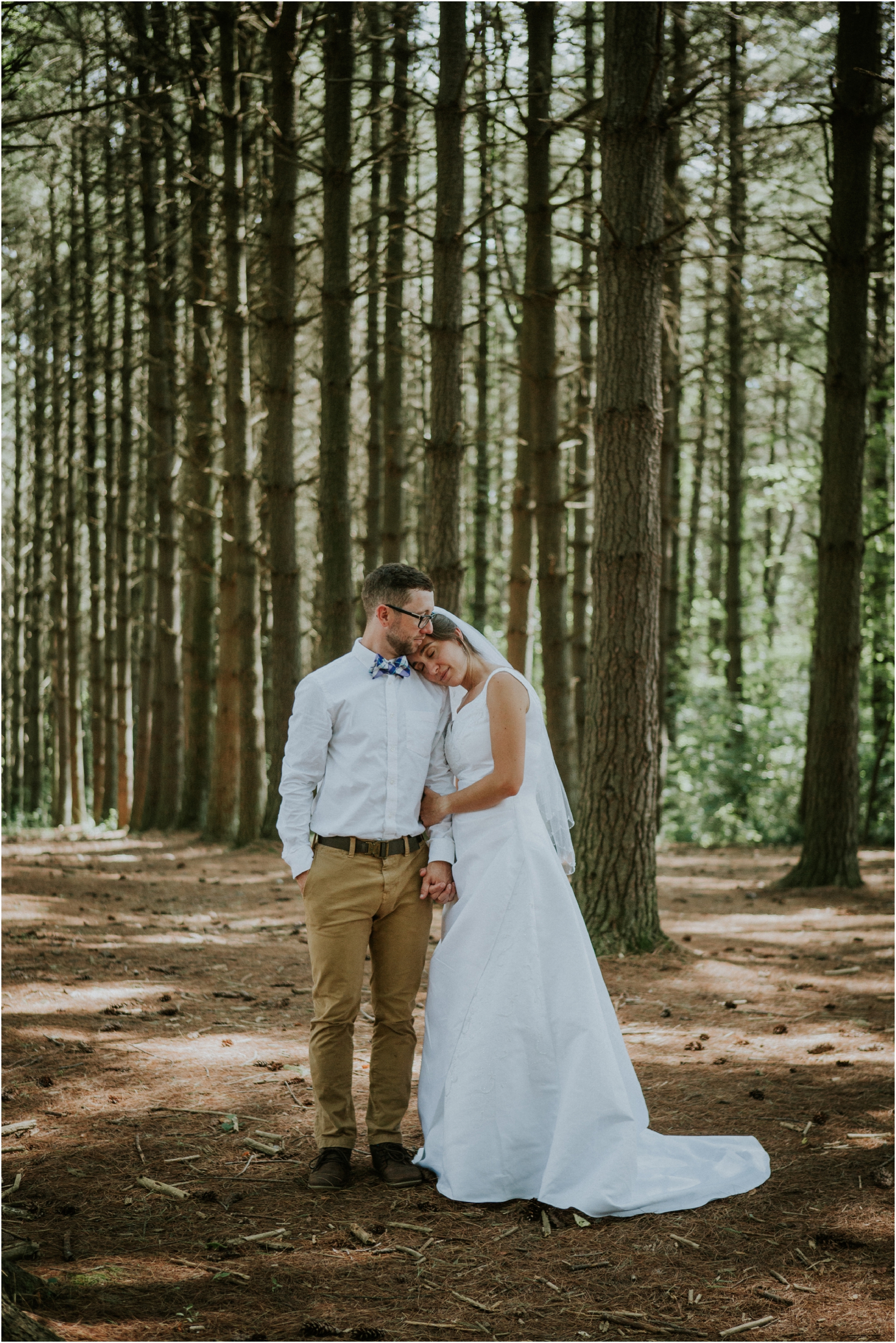 sugar-hollow-park-bristol-virginia-wedding-intimate-woodsy-black-forest-ceremony-adventurous-couple_0066.jpg