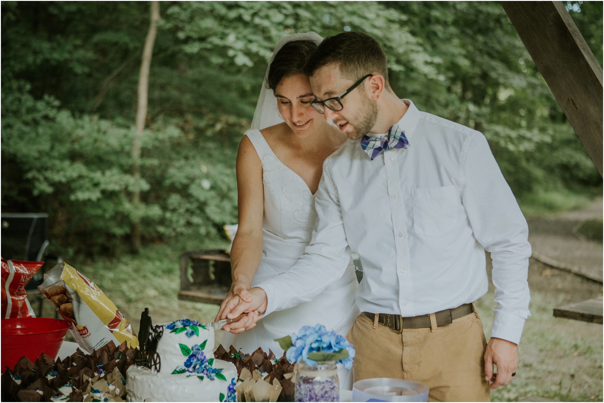 sugar-hollow-park-bristol-virginia-wedding-intimate-woodsy-black-forest-ceremony-adventurous-couple_0108.jpg