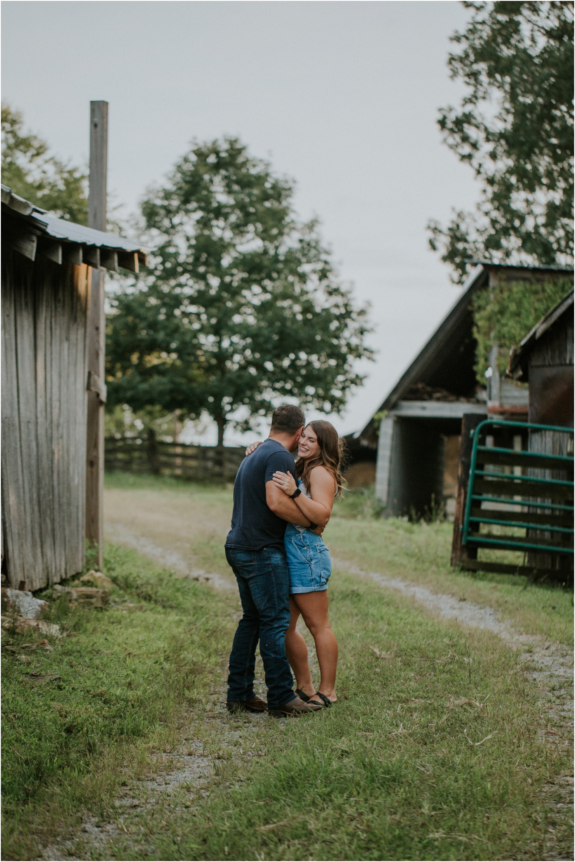 rustic-farm-virginia-countryside-sunset-engagement-session-grayson-county-independence-katy-sergent-northeast-tennessee_0036.jpg