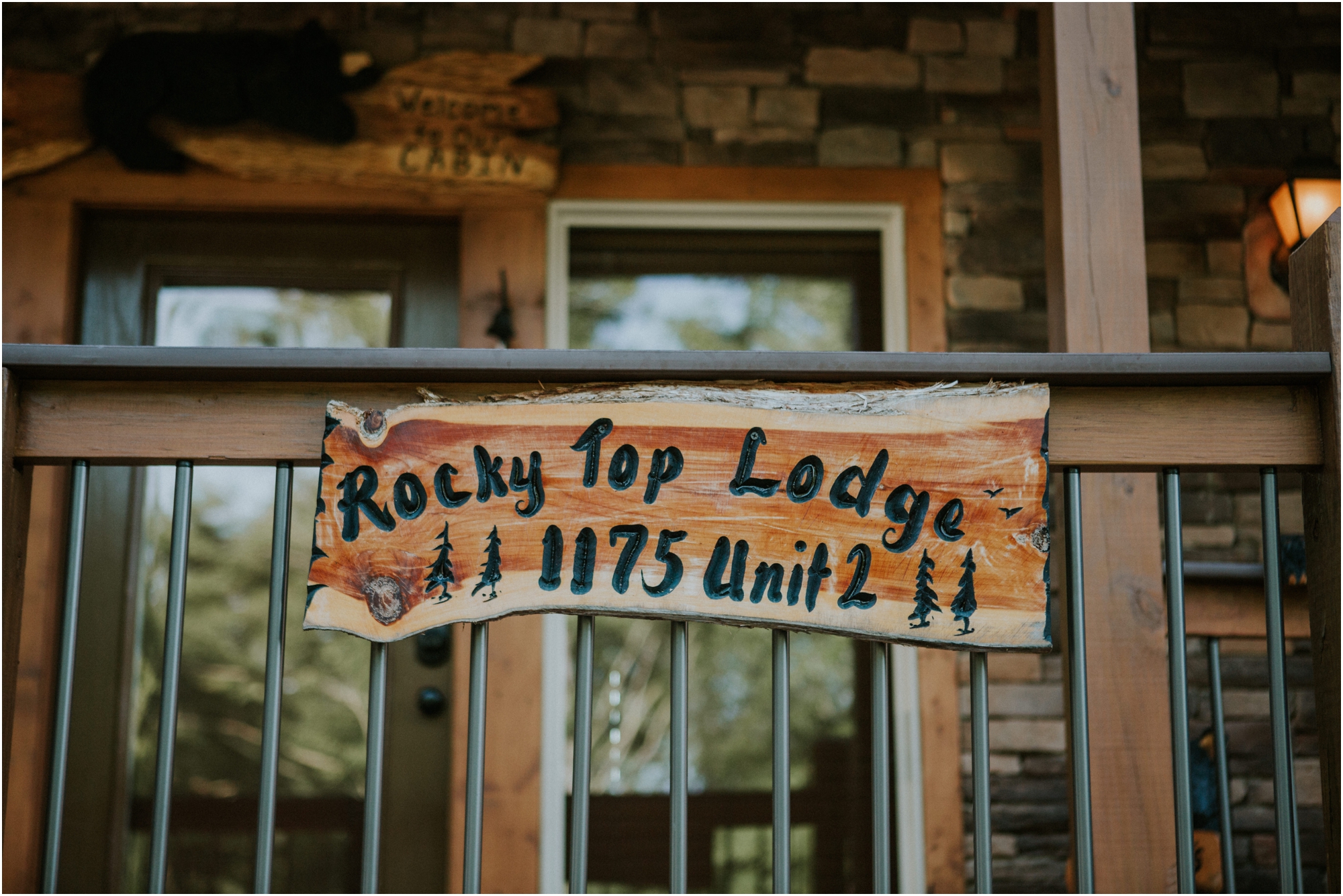 cabin-parkside-resort-the-magnolia-venue-tennessee-mountain-views-intimate-wedding_0008.jpg