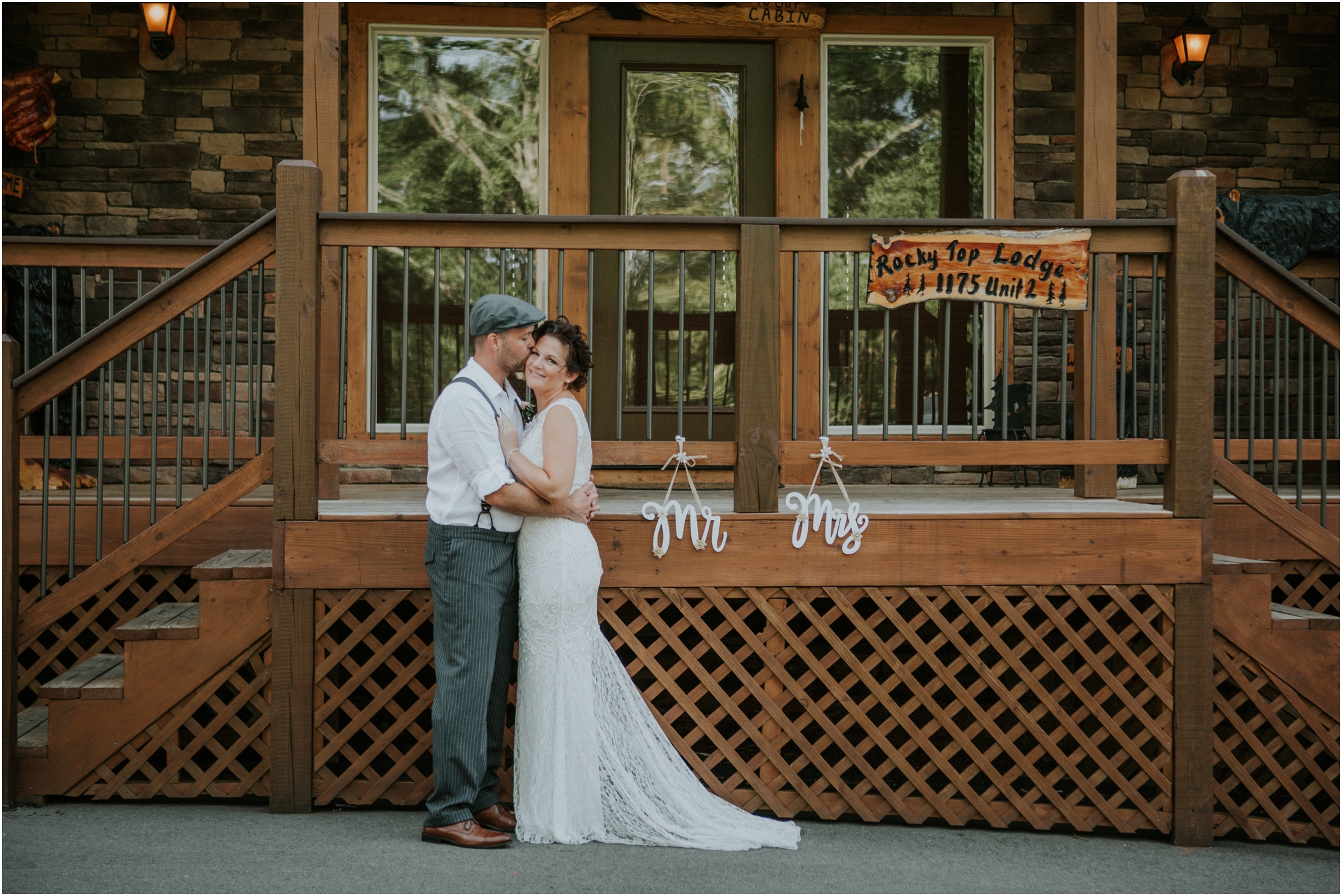 cabin-parkside-resort-the-magnolia-venue-tennessee-mountain-views-intimate-wedding_0065.jpg